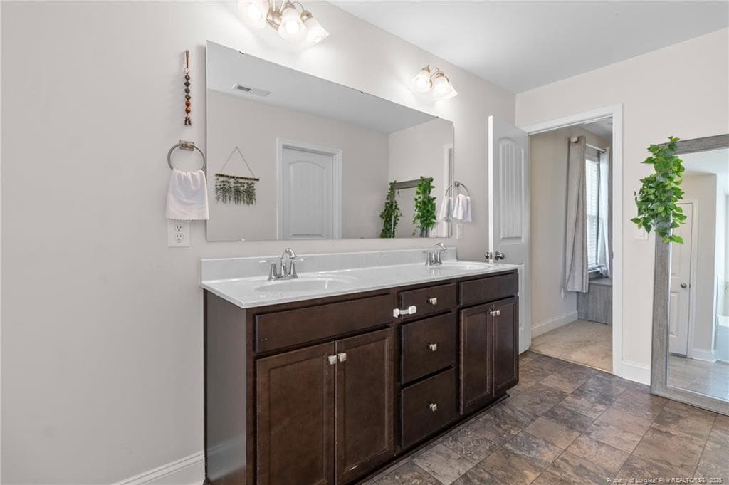 Photo 14 - 508 Angel Oak Drive, Bunnlevel, NC 28323