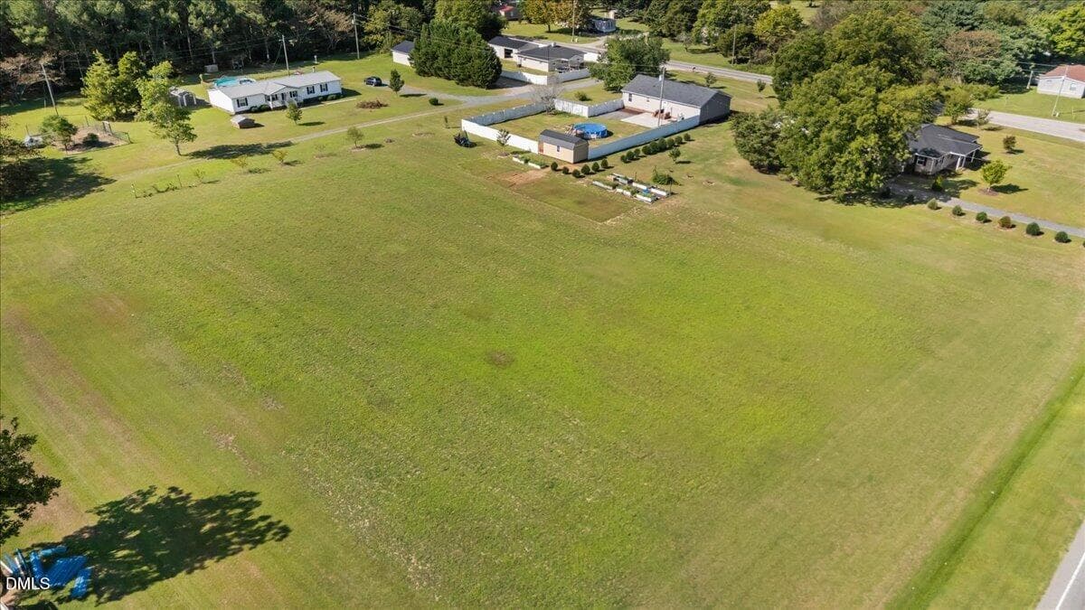 06 - 12141 N Us-421, Broadway, NC 27505