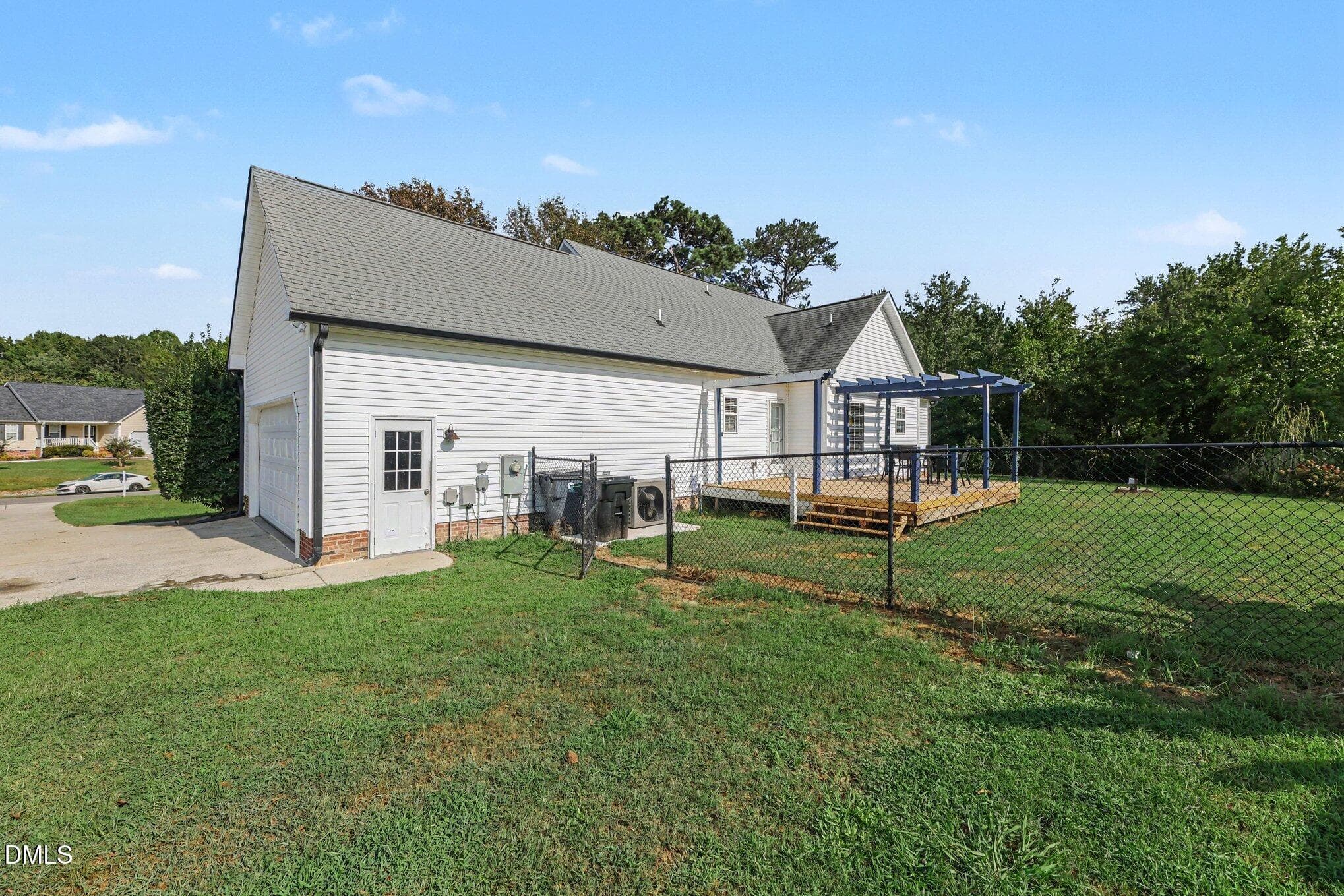 006_file_8741 - 31 Water Oak Drive, Smithfield, NC 27577