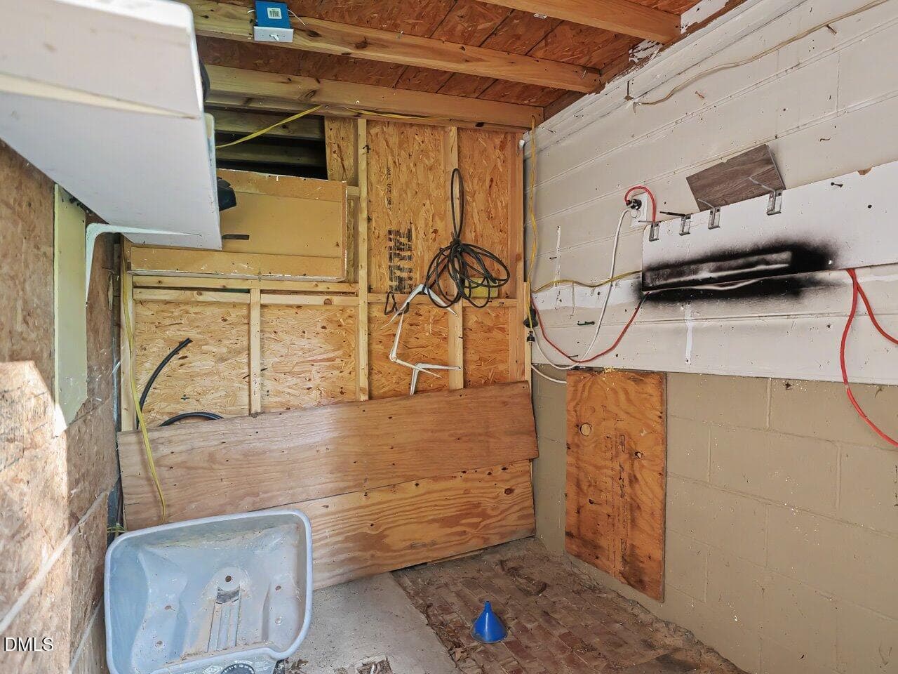 87-Back Storage - 5210 Moncure Pittsboro Road, Moncure, NC 27559