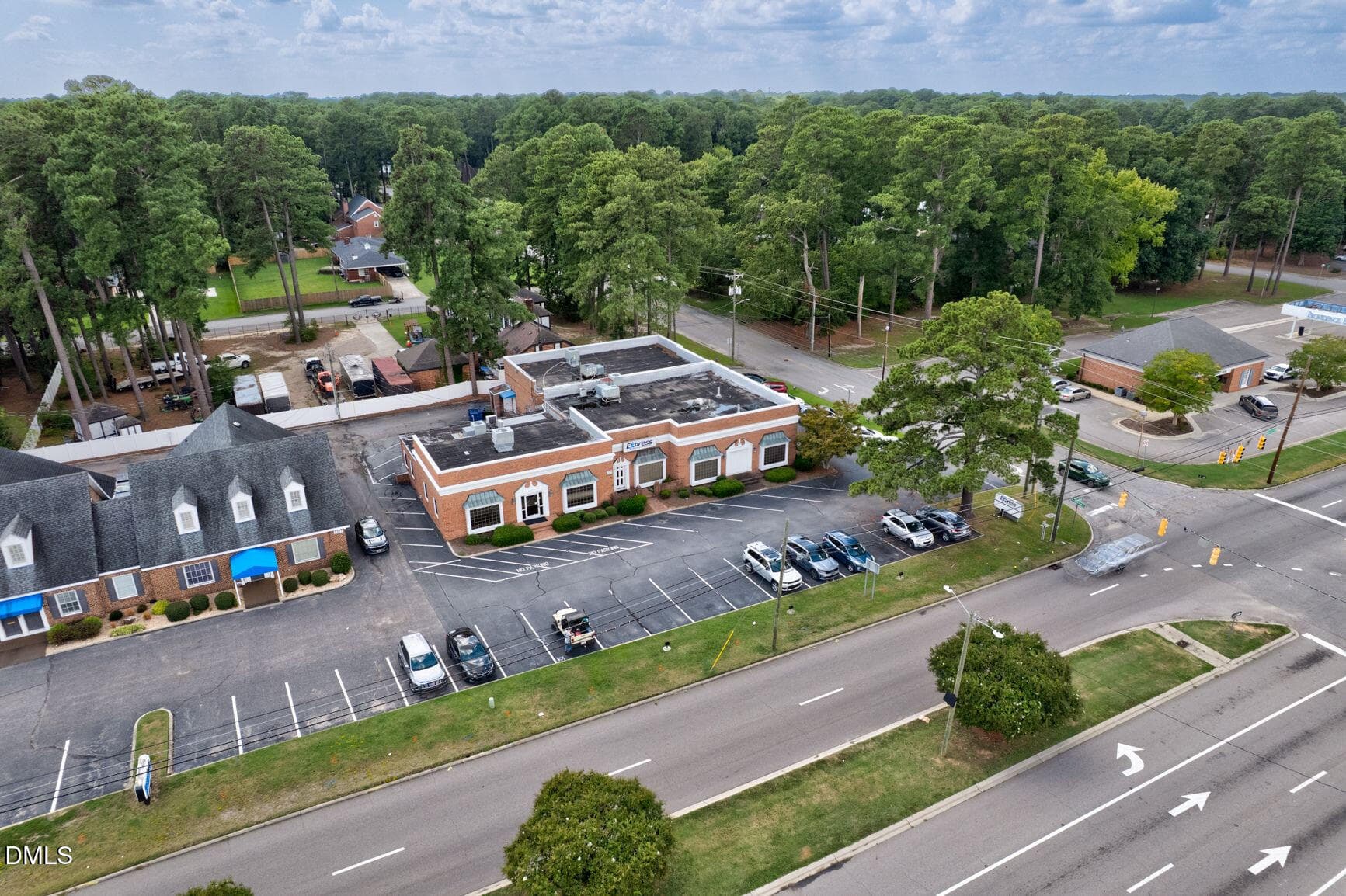 1.jpg-vsuniqueid-6aa9a2efc5ce5 - 2325 Sunset Avenue, Rocky Mount, NC 27804