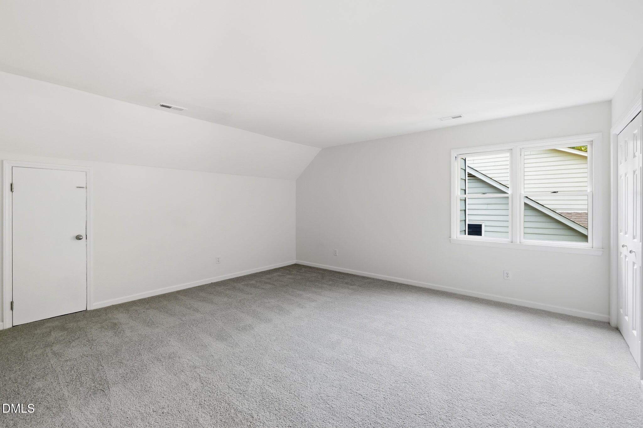 35-web-or-mls-P1132514 - 100 Riverbirch Point, Carrboro, NC 27510, Carrboro