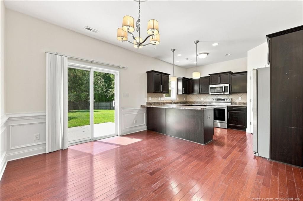 Photo 14 - 634 Collinwood Drive, Raeford, NC 28376