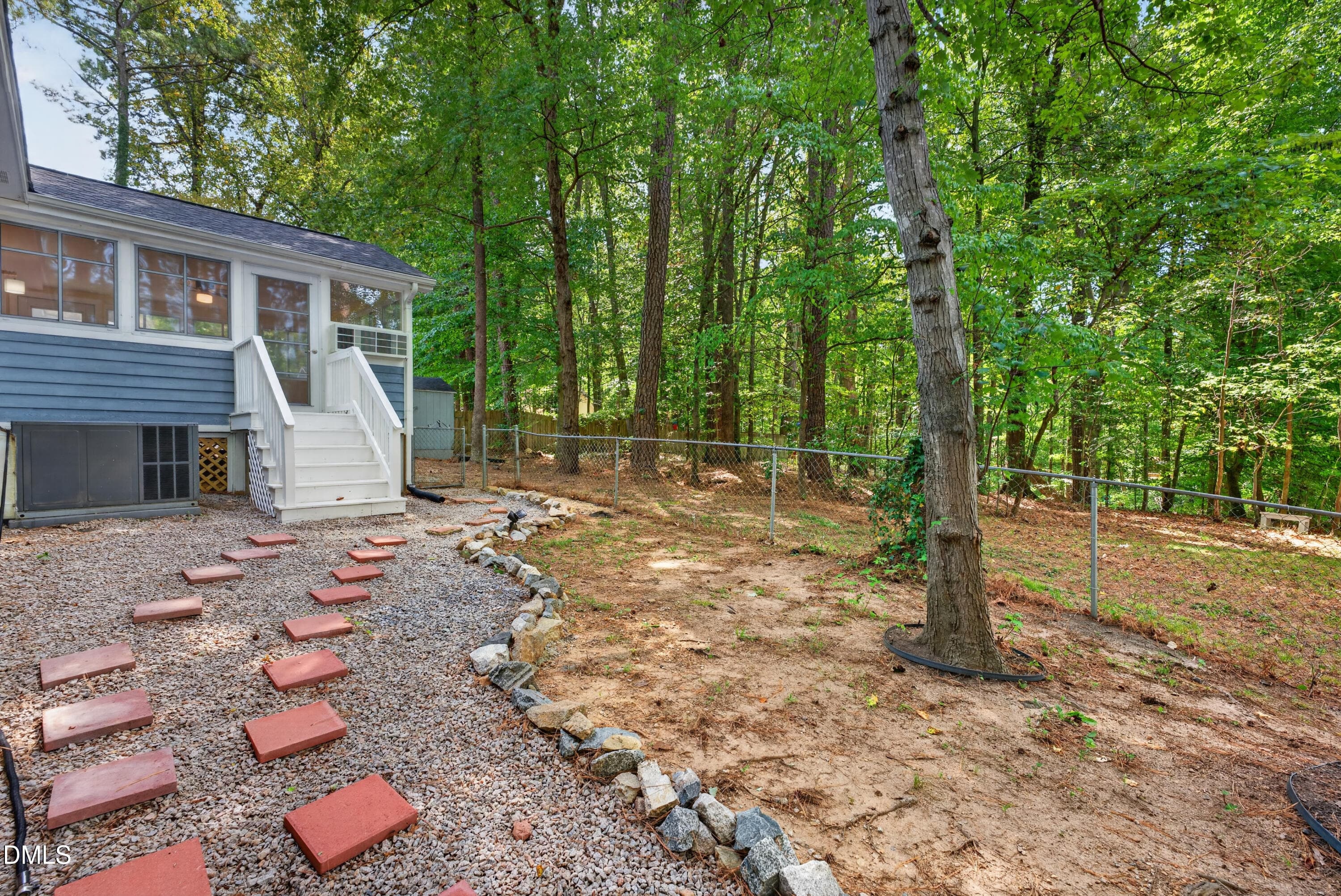 043 - 411 W Cedar Avenue, Wake Forest, NC 27587