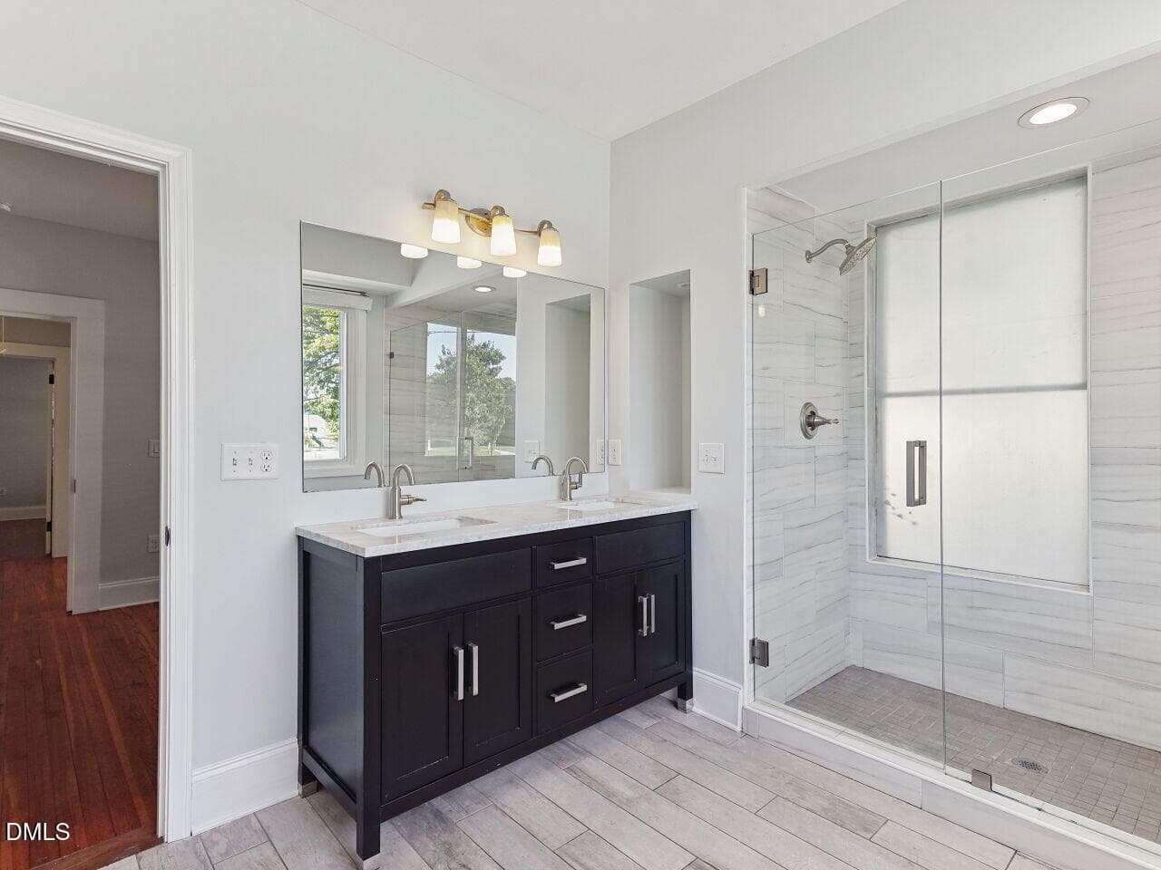 024-1280x960-master-bathroom - 1208 Taylor Street, Durham, NC 27701