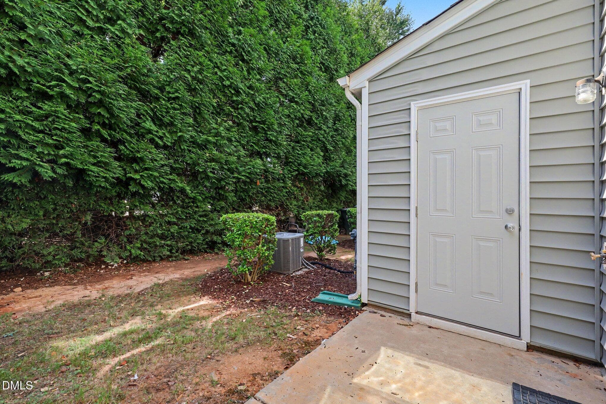 024_file_6779 - 6624 Morgantown Street, Raleigh, NC 27616