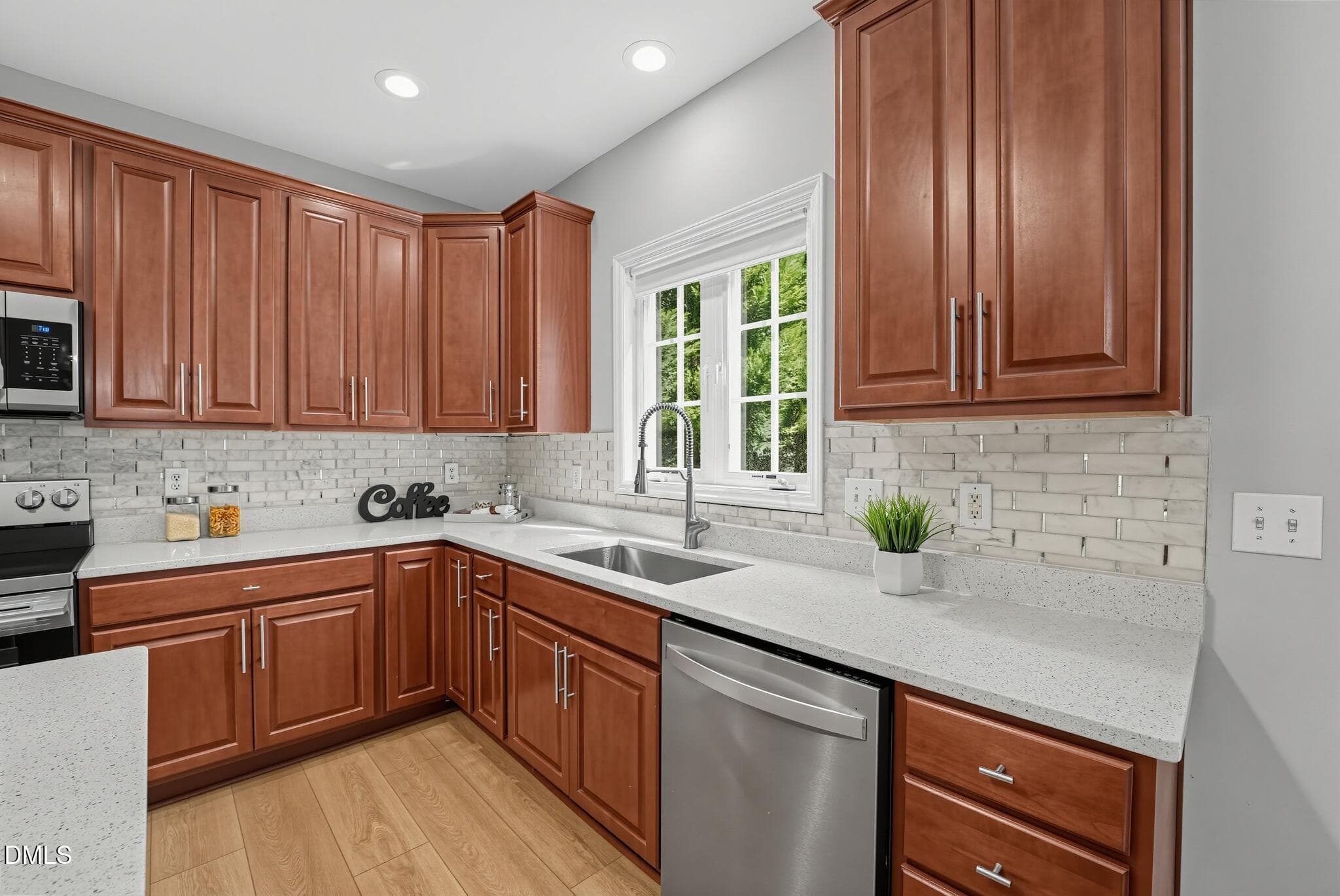 13_100_Drakeshire_Ct-Kitchen-4869 - 100 Drakeshire Court, Morrisville, NC 27560