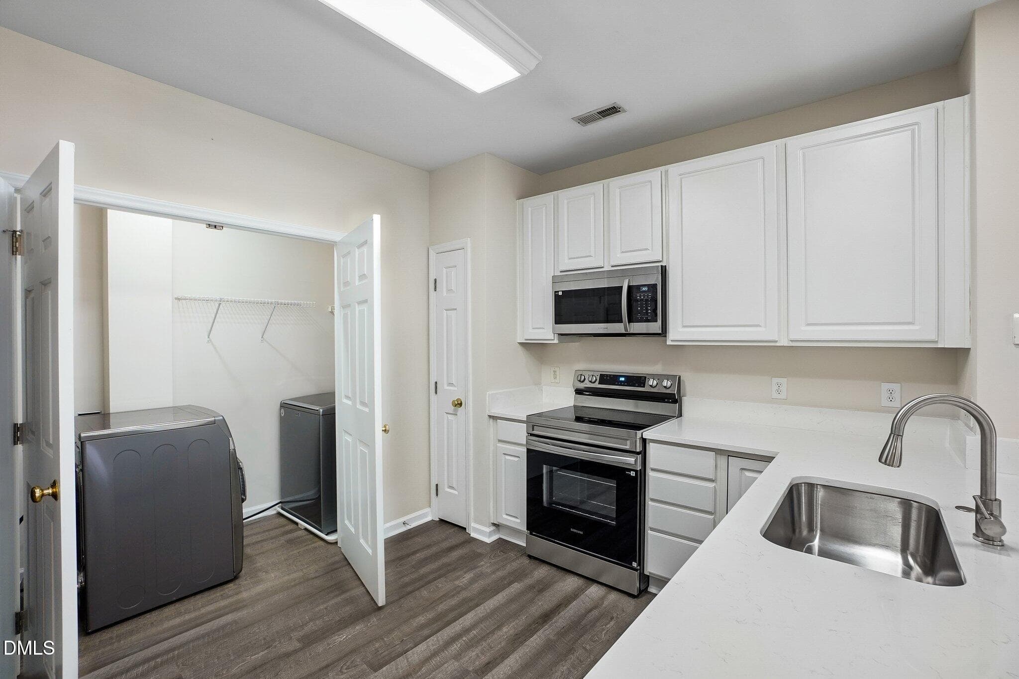 14-web-or-mls-Kudrow Ln-S1609-014 - 2524 Kudrow Lane, Morrisville, NC 27560, Morrisville