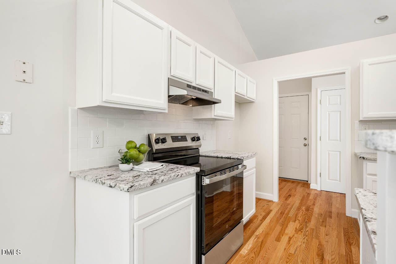113RiverbirchPt-003 - 113 Riverbirch Point, Carrboro, NC 27510, Carrboro