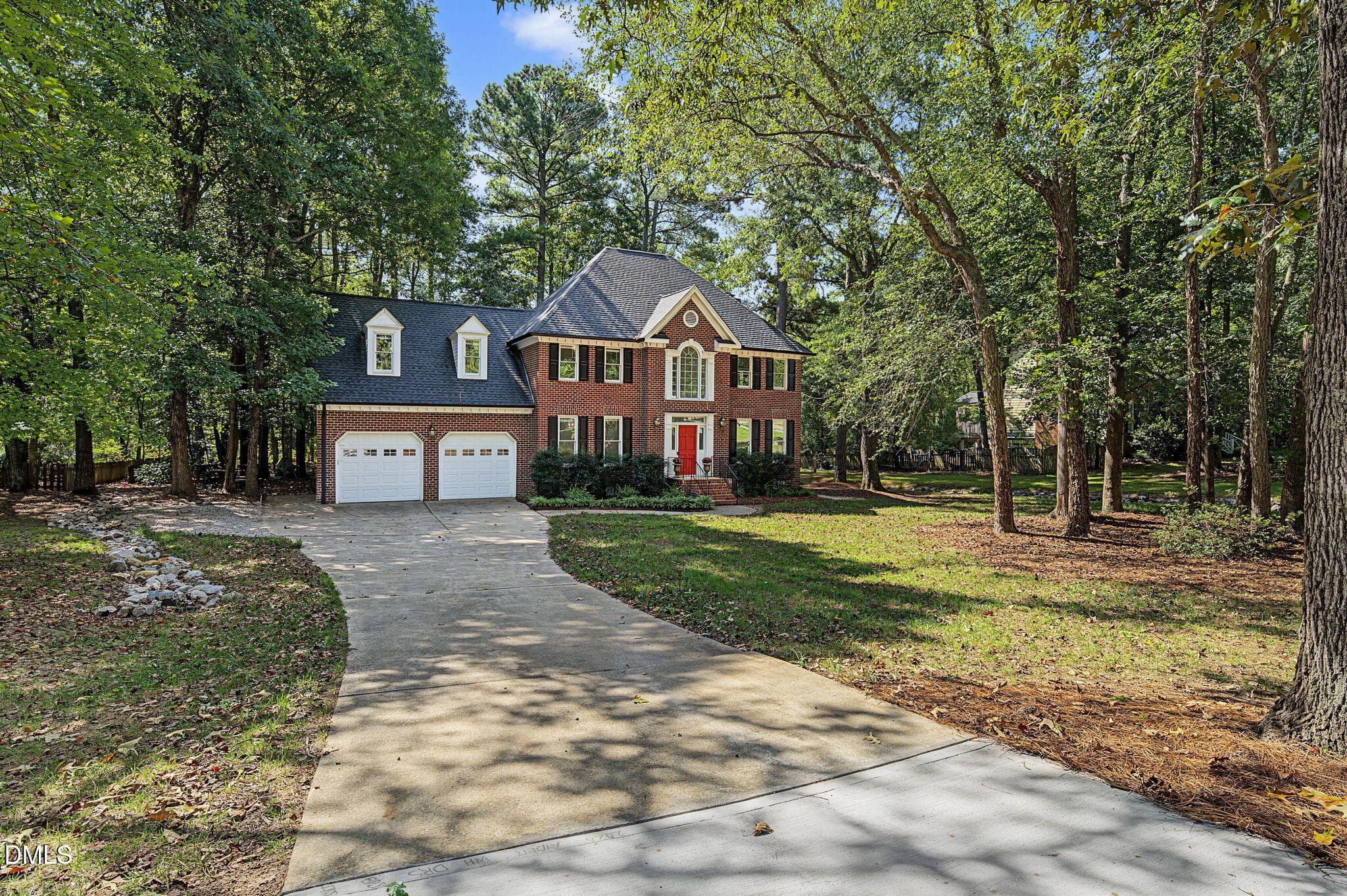Full Driveway and garage - 3320 Buck Run Trail, Wake Forest, NC 27587