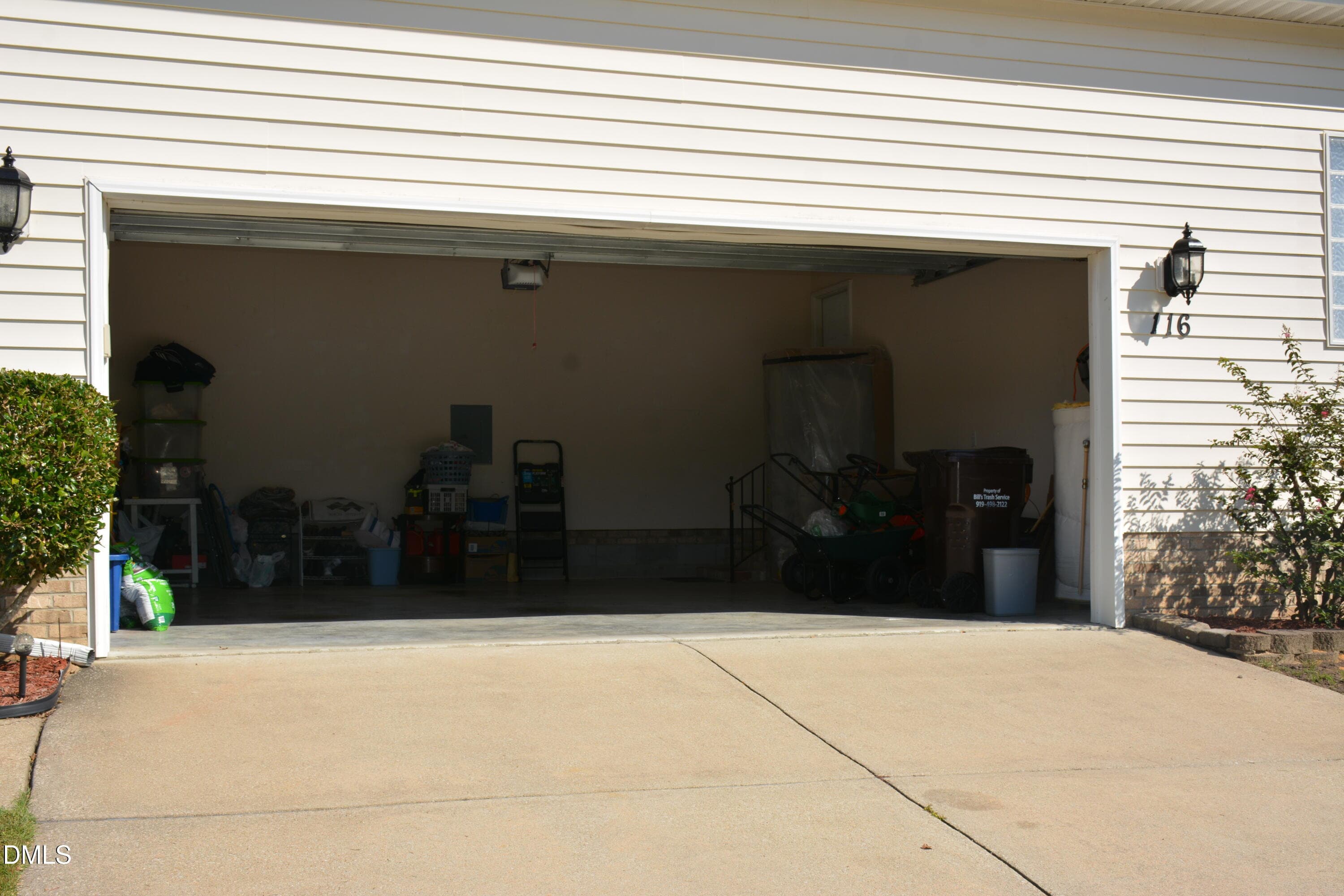 Side entry garage - 116 Leggett Drive, Cameron, NC 28326
