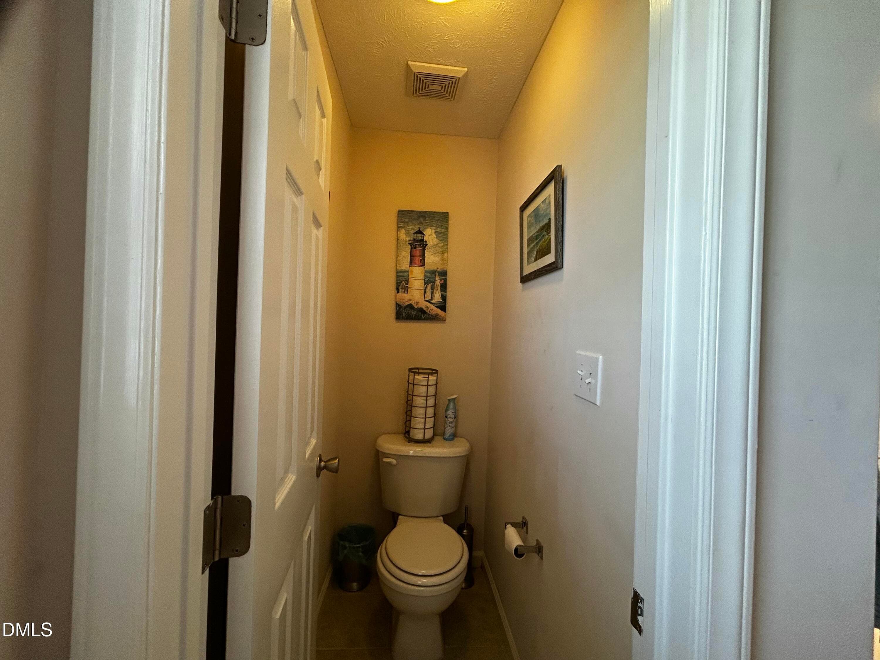 Secondary bath water closet - 116 Leggett Drive, Cameron, NC 28326