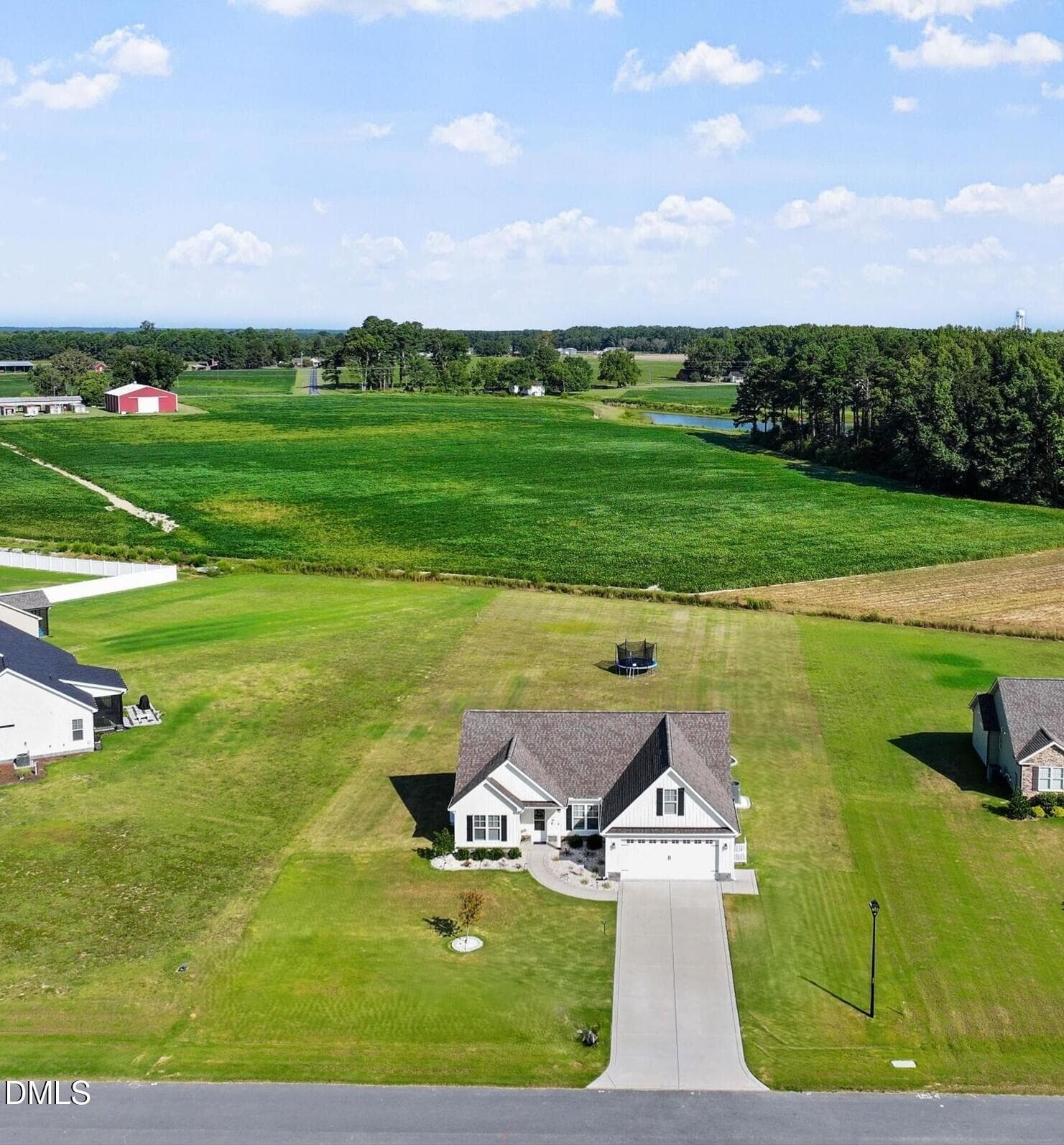 17 Tanseyleaf Drive, Smithfield, NC 27577