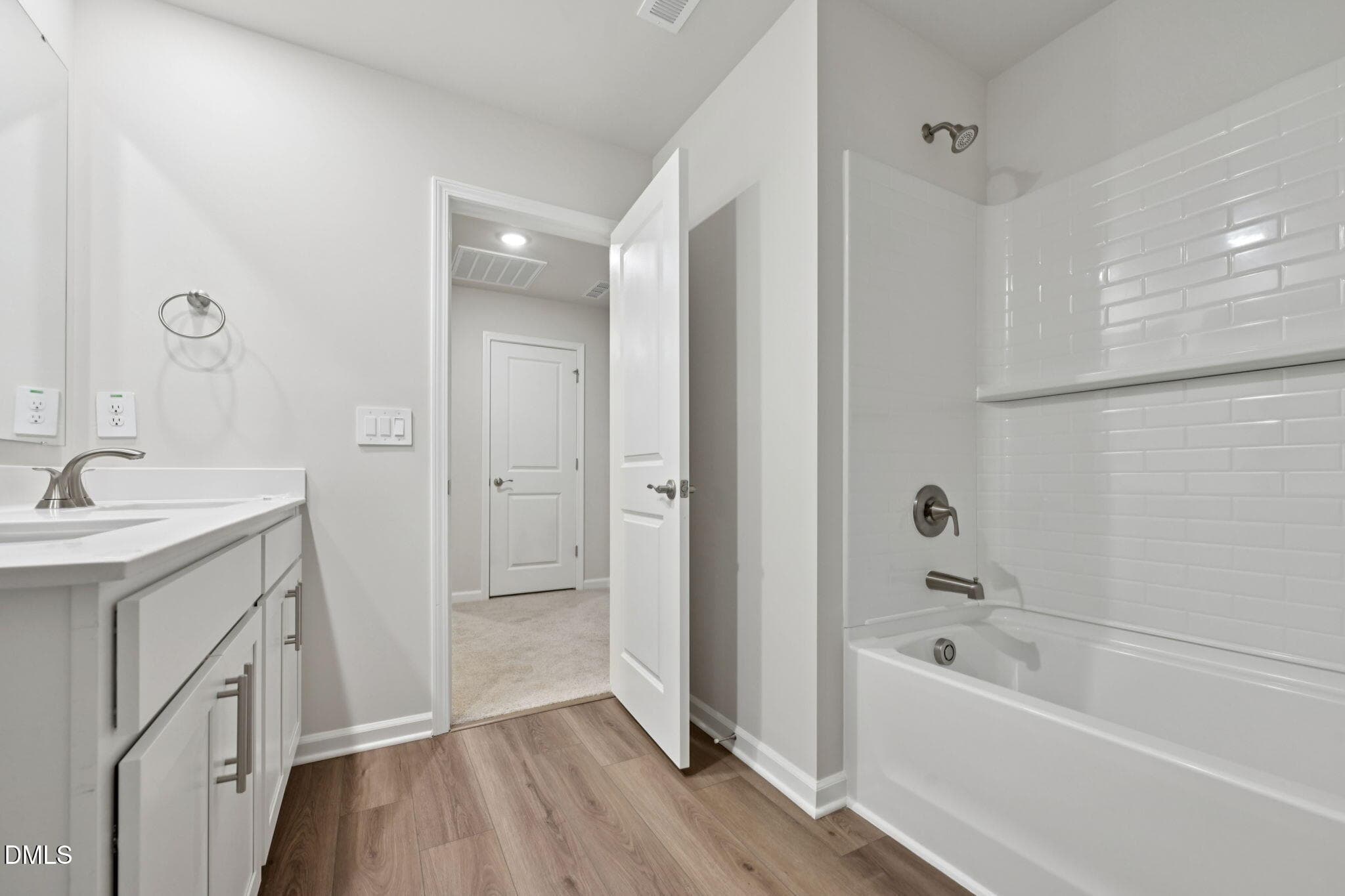 31 - Secondary Bath - 400 Karlov Road, Garner, NC 27529