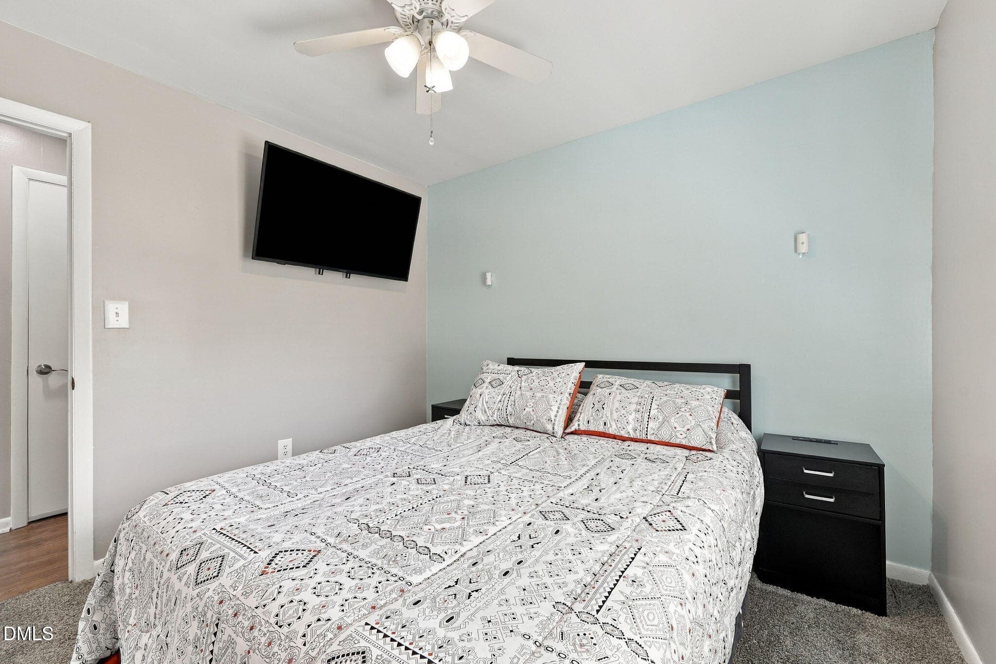 24-web-or-mls-IMG_6461 - 811 Frank Street, Roxboro, NC 27573
