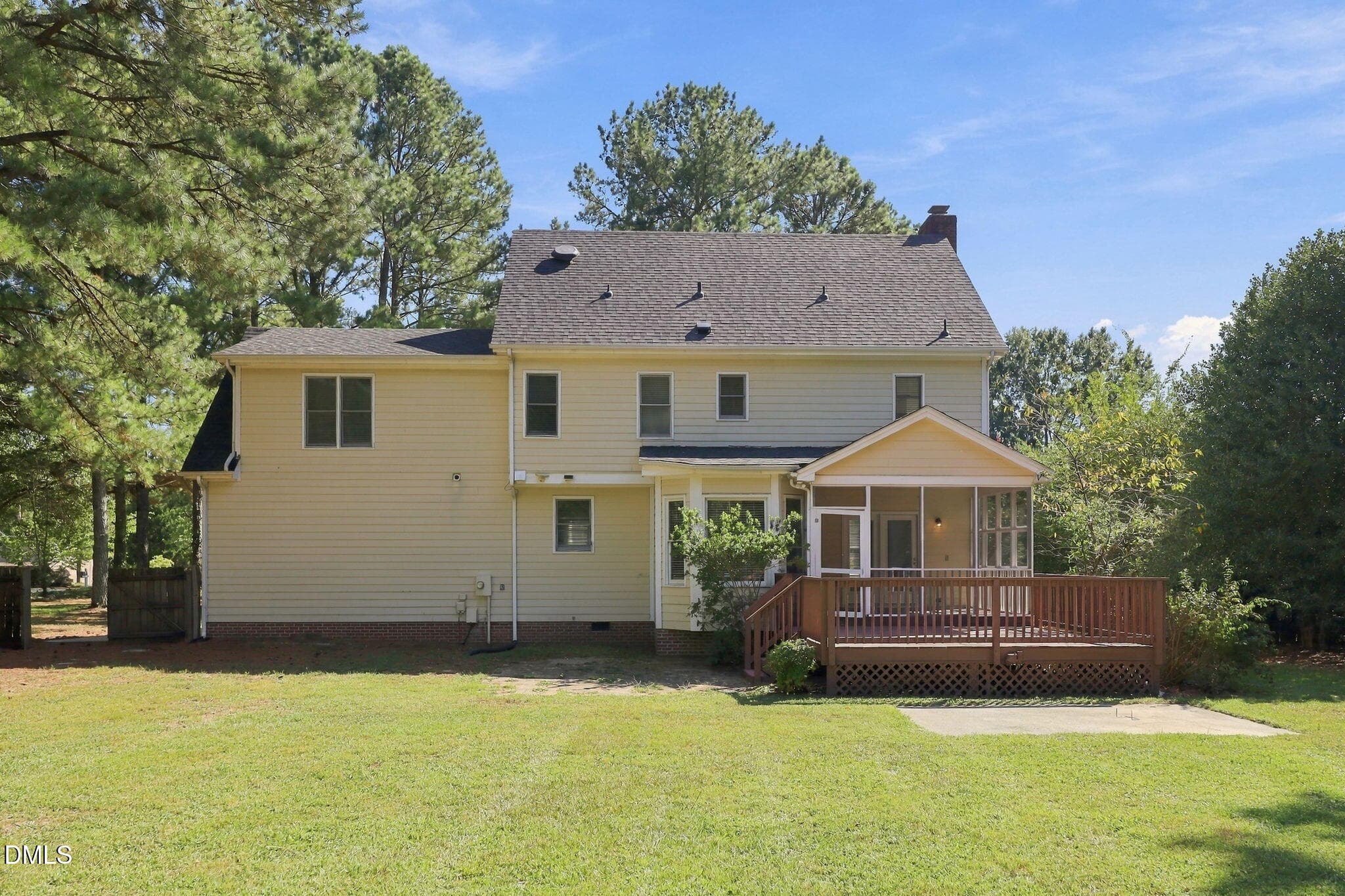 43-web-or-mls-IMG_1251 - 824 Elbridge Drive, Raleigh, NC 27603