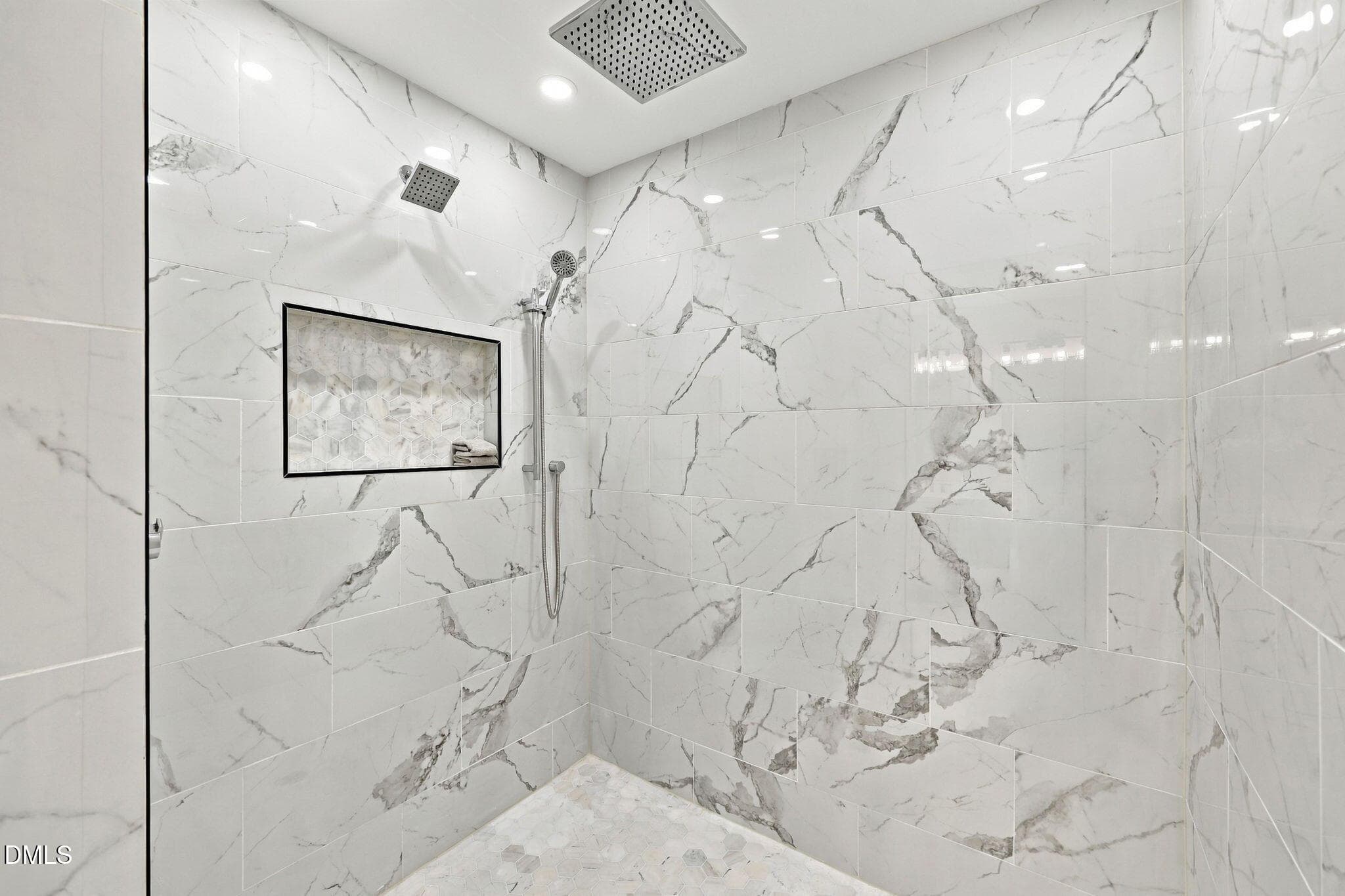 Walk-in Shower - 115 Meadowglades Lane, Cary, NC 27518, Cary