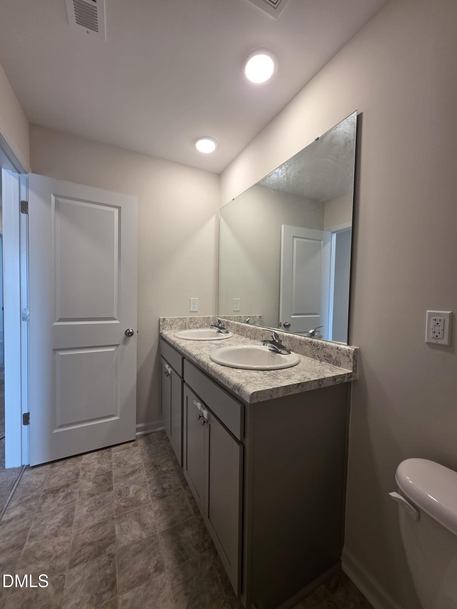 24_beyc6aac17672c0e9 - 824 Old Angus Lane, Spring Lake, NC 28390