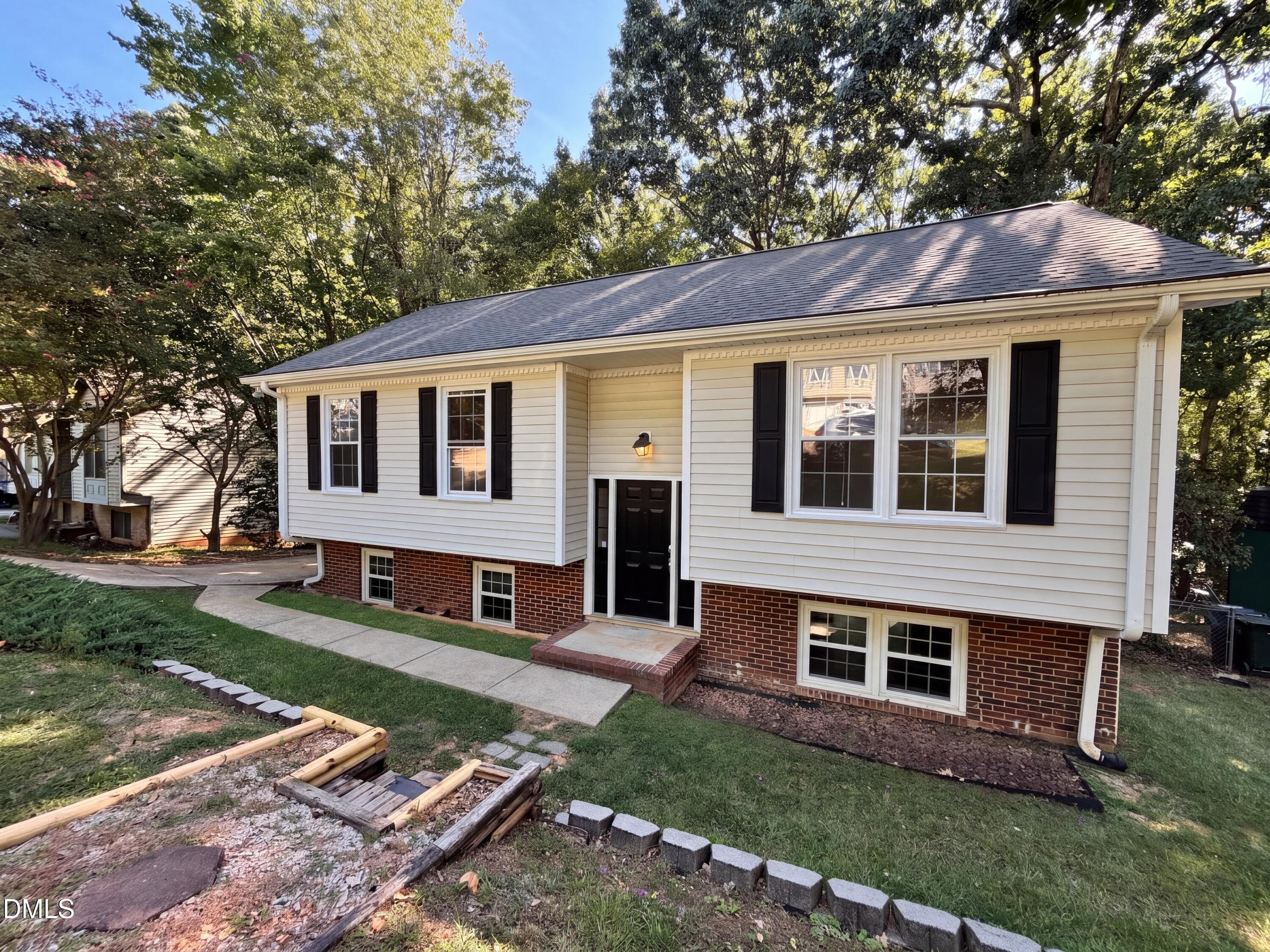 photo_01 - 7816 Foxwood Drive, Raleigh, NC 27615