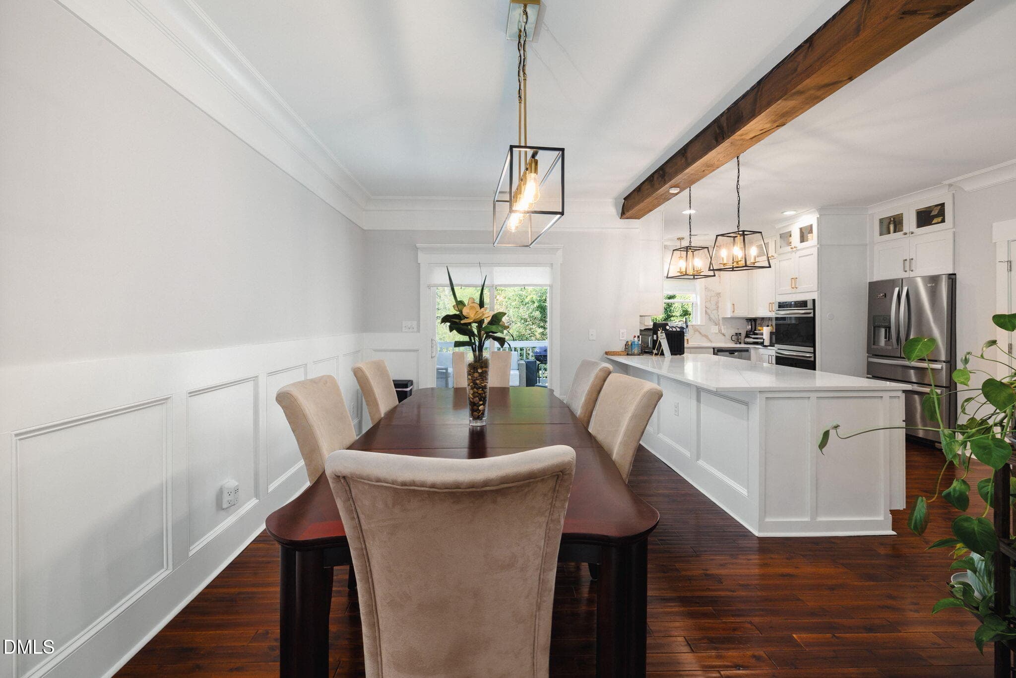 Dining - 415 Cecil Street, Durham, NC 27707