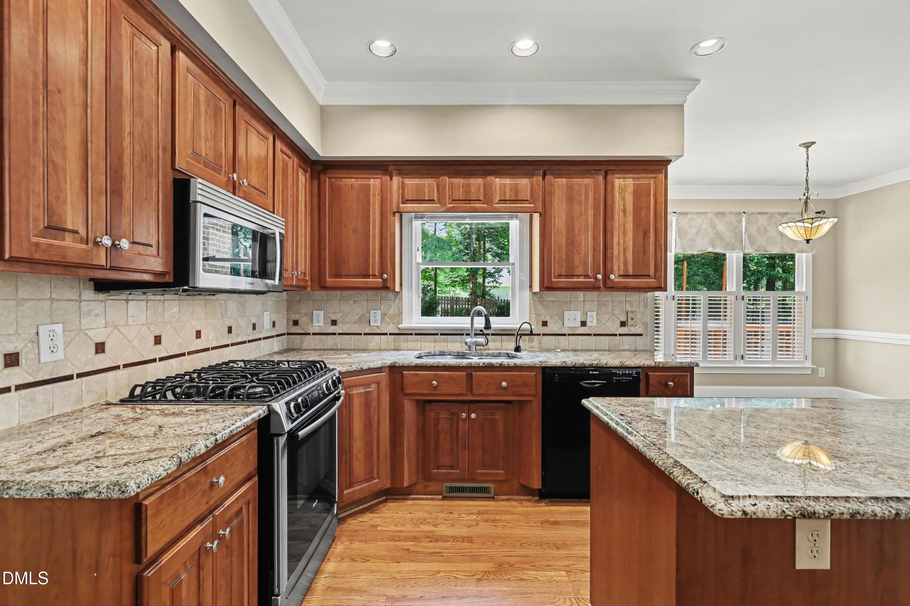 010_file_9489 - 4708 Bartwood Dr., Raleigh, NC 27613
