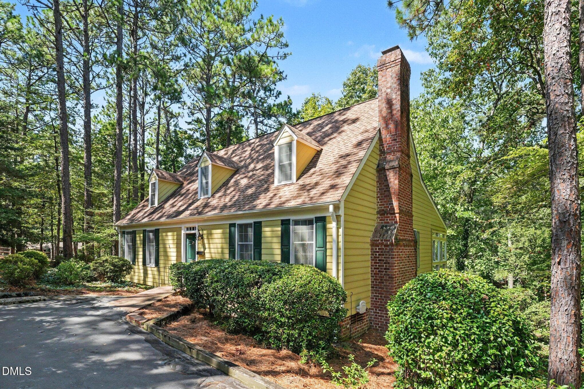 002_file_9057 - 10 Village In The Woods Circle, Southern Pines, NC 28387