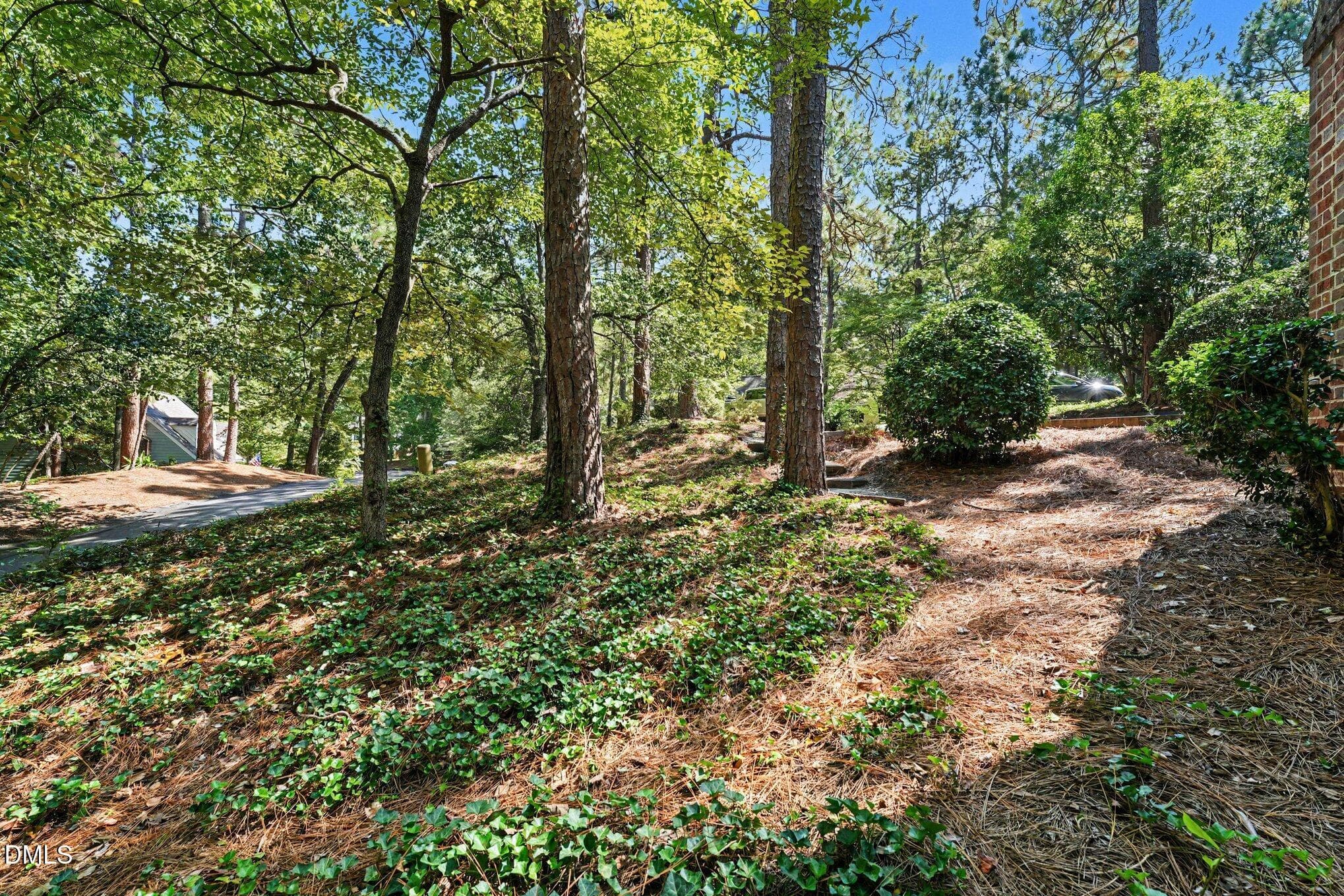 028_file_3528 - 10 Village In The Woods Circle, Southern Pines, NC 28387