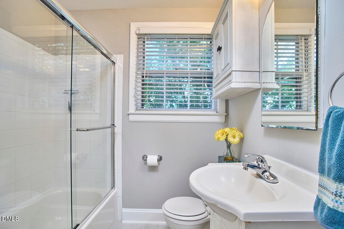 033 - 2418 Acadia Street, Durham, NC 27704