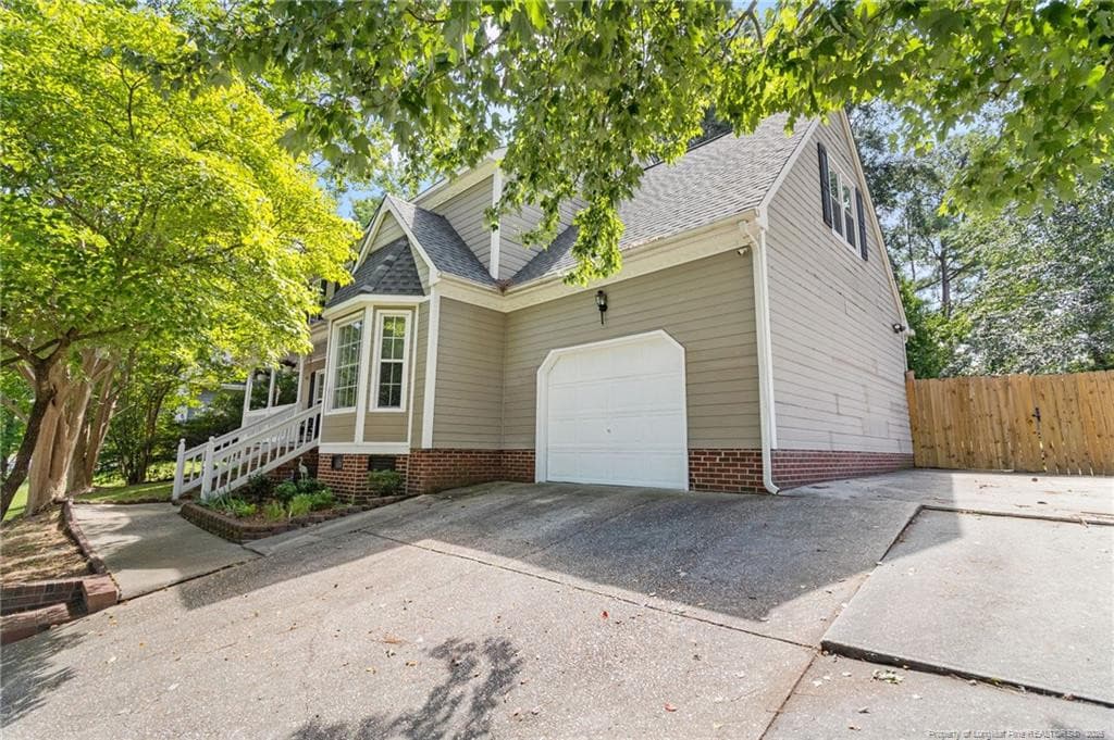 Photo 3 - 159 Ridgeway Drive, Fayetteville, NC 28311