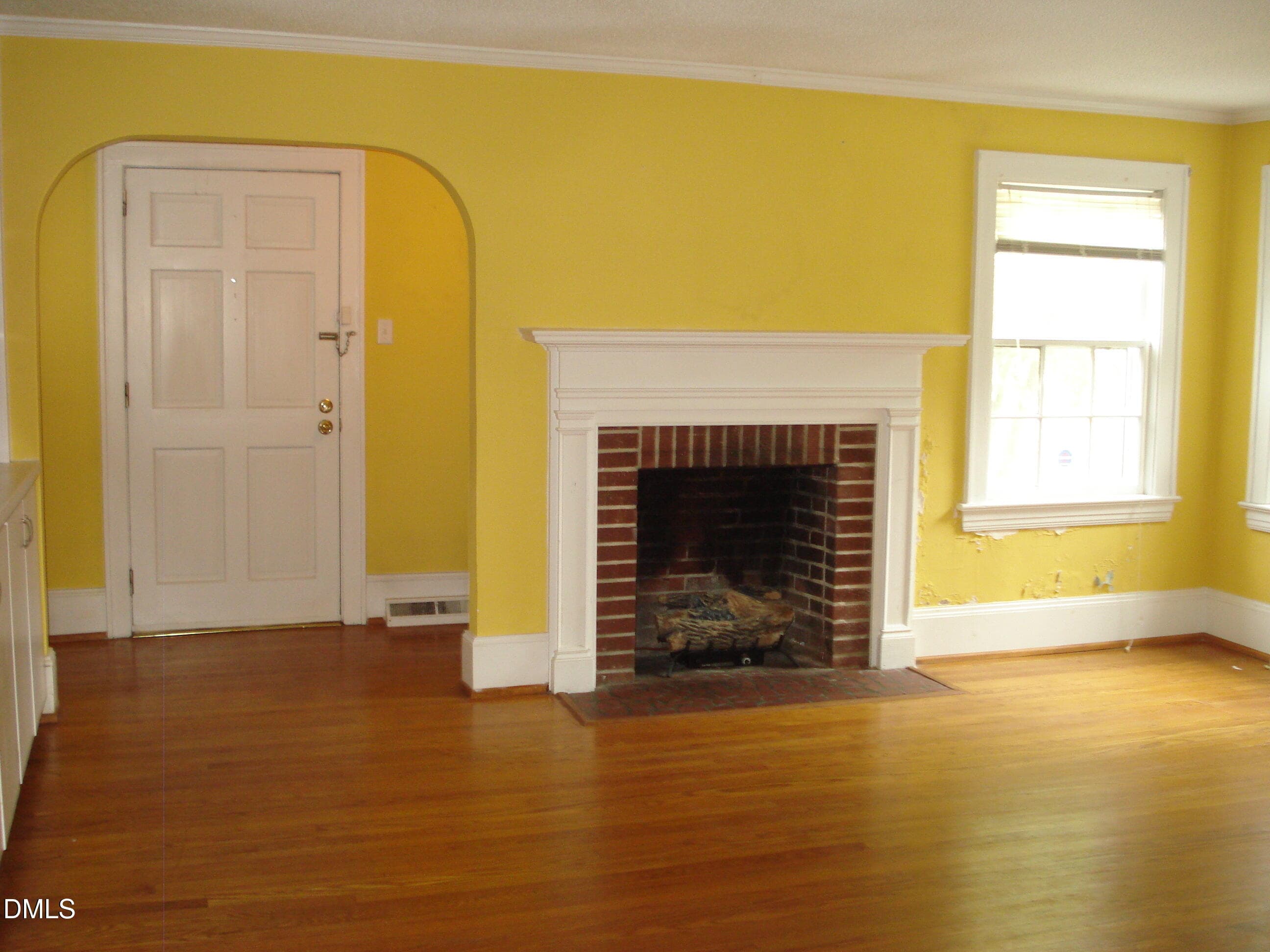 DSC00002 - 700 N Raiford Street, Selma, NC 27576