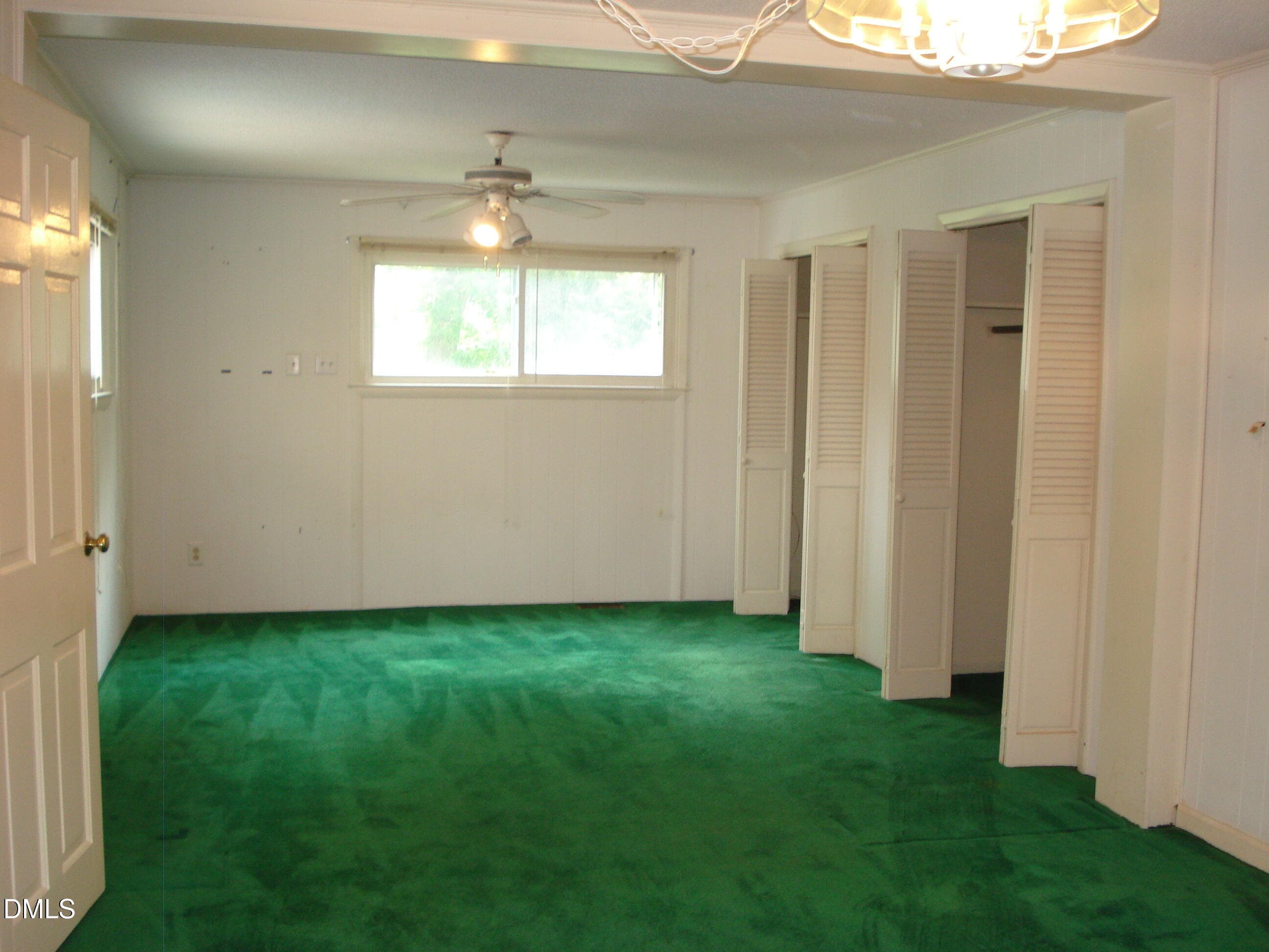 DSC00027 - 700 N Raiford Street, Selma, NC 27576