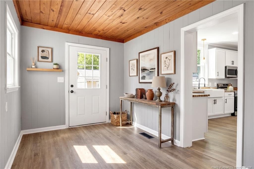Virtual Staging Furniture - 806 W Roseboro Street, Roseboro, NC 28382, Roseboro
