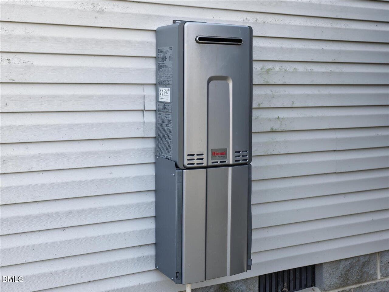 056-Tankless Hot Water - 520 Plainfield Church Road, Siler City, NC 27344
