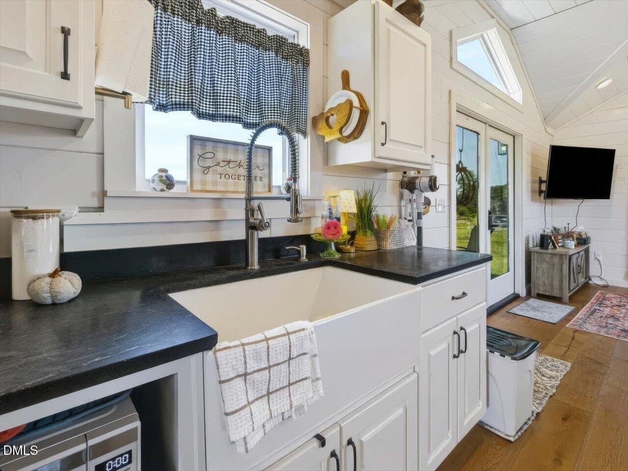 077-Kitchen - 520 Plainfield Church Road, Siler City, NC 27344