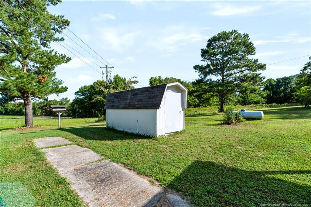 Storage Building - 5110 Old US 421, Lillington, NC 27546