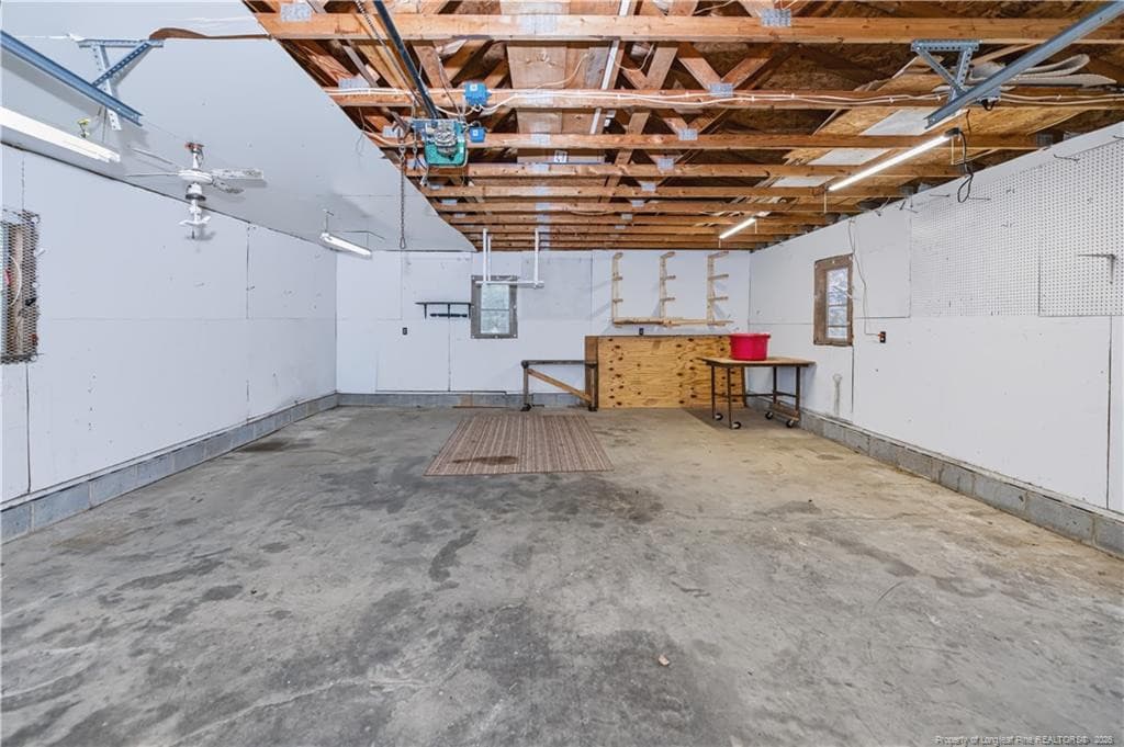 Int Garage View - 5110 Old US 421, Lillington, NC 27546