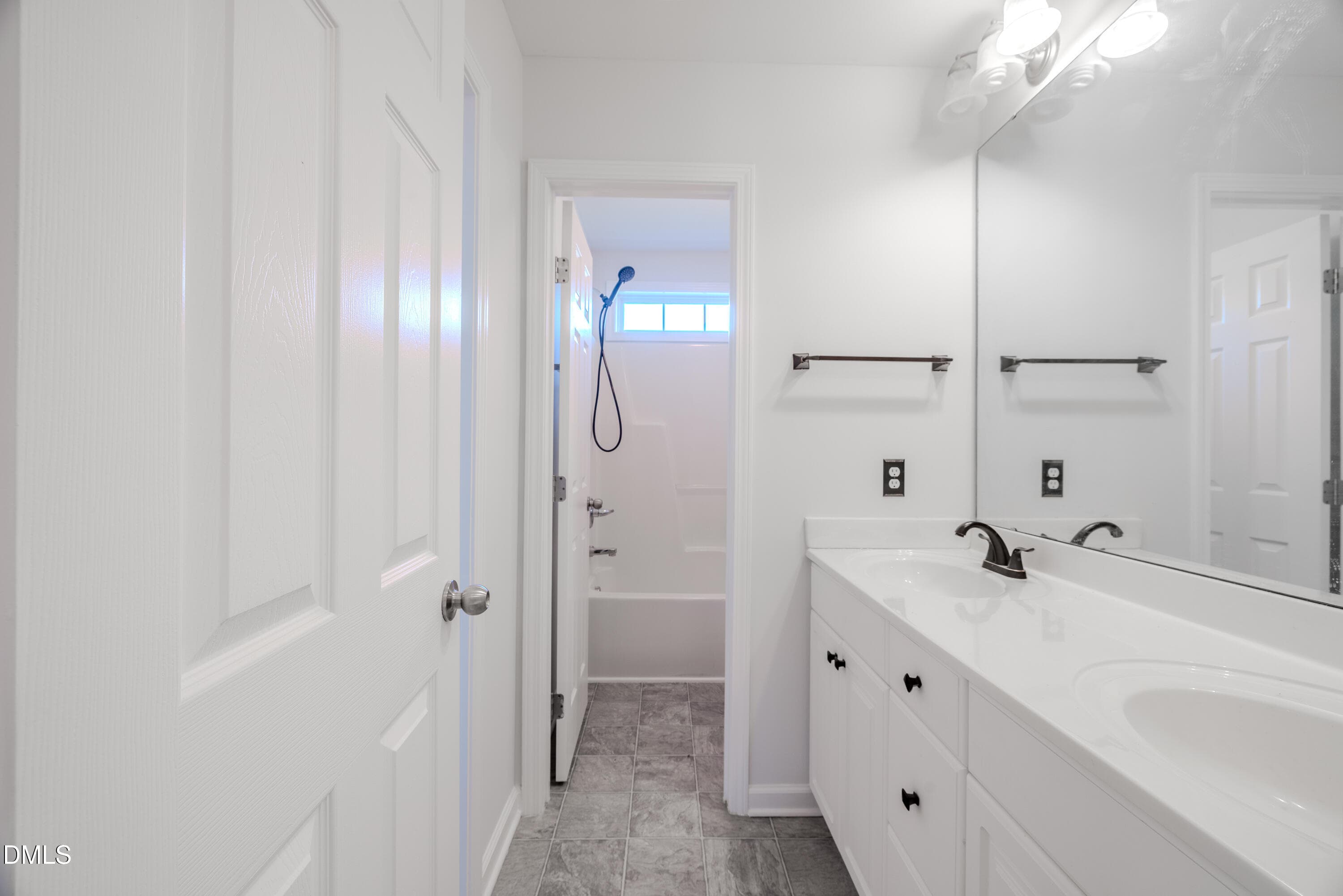 Axil Photo-29 - 8116 Rolling Glenn Drive, Raleigh, NC 27616