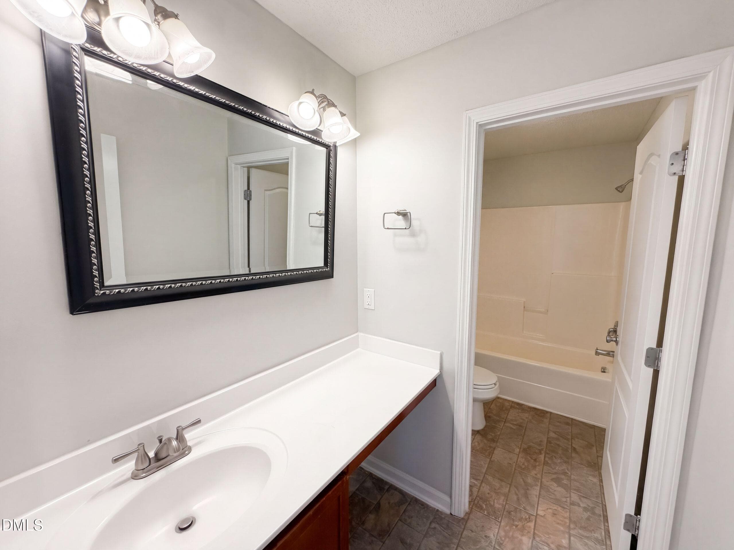 listing_9 - 2619 Dutch Grove Circle, Raleigh, NC 27610