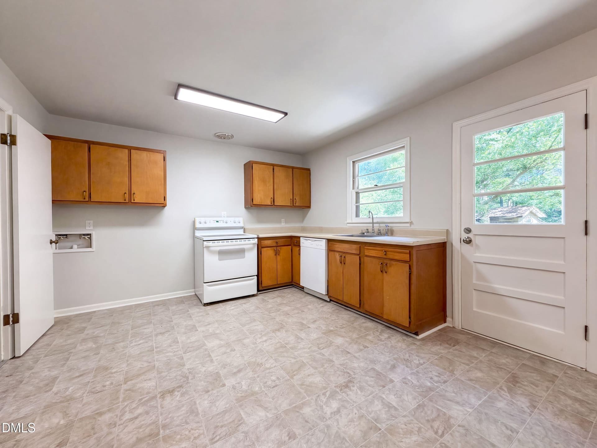 listing_1 - 3811 Woodside Road, Garner, NC 27529