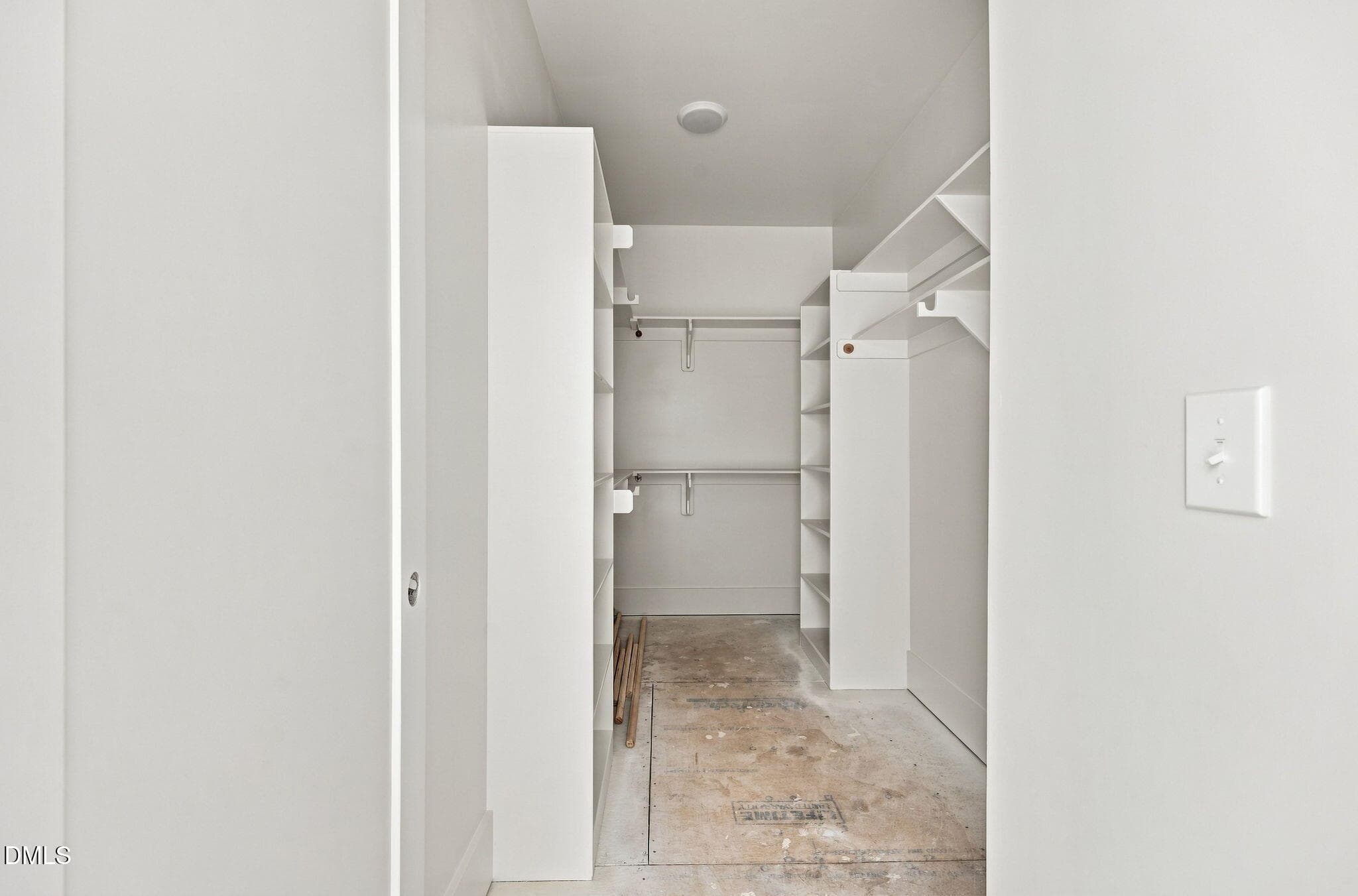 25-web-or-mls-IMG_0150 - 814 E Davie Street, Raleigh, NC 27601