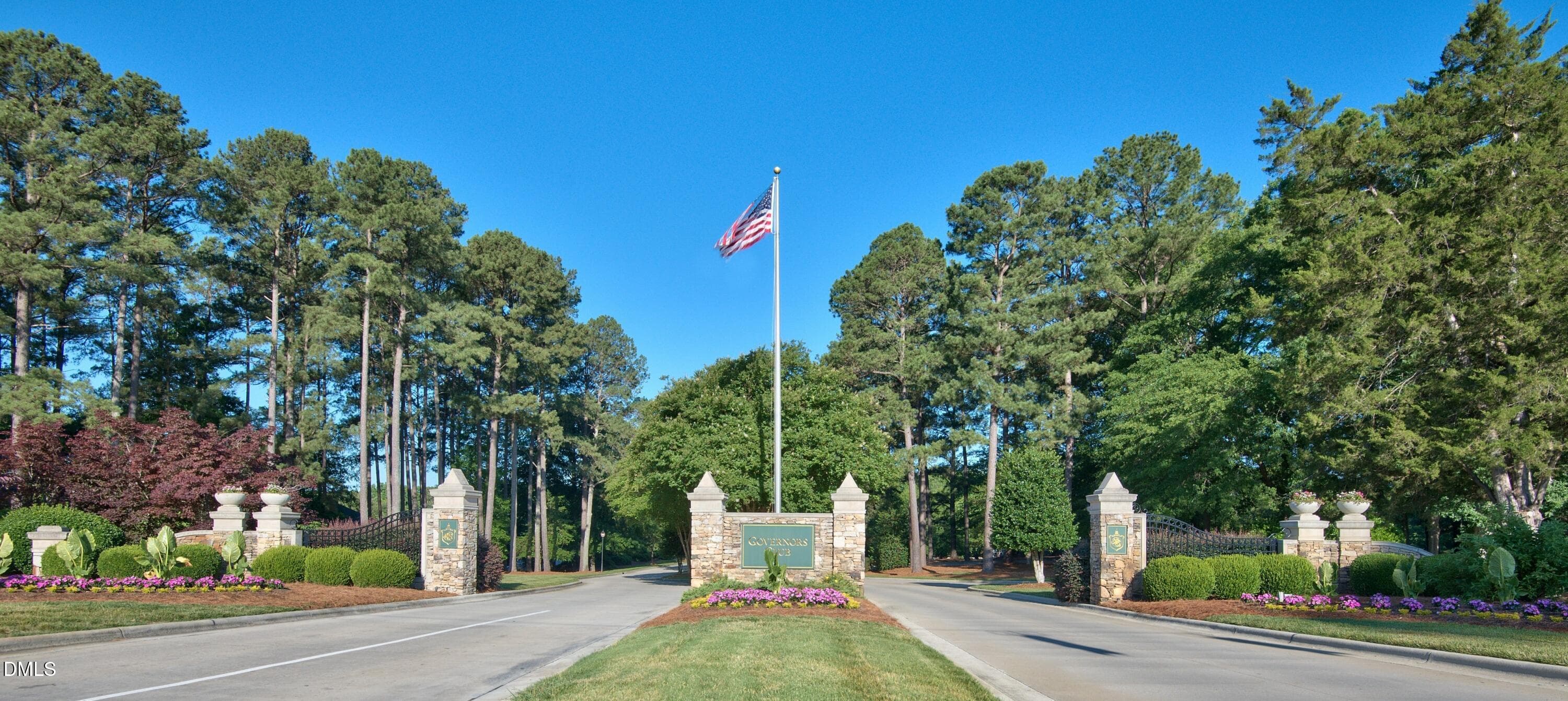 Gov CLub Entrance photo - 11417 Governors Drive, Chapel Hill, NC 27517, Chapel Hill