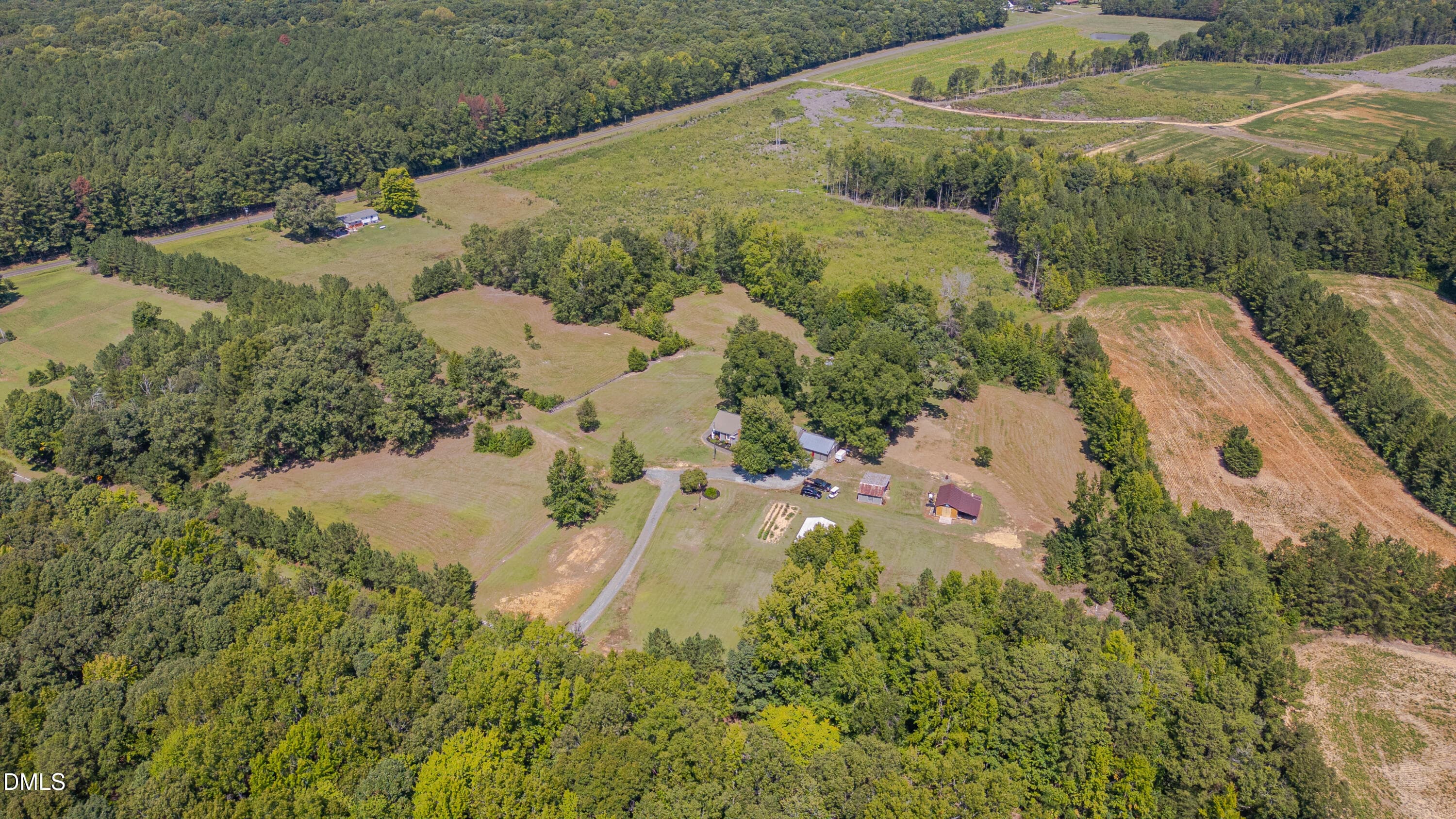 69) 77130-6aad4729812ed - 585 Charlie Huff Road, Oxford, NC 27565