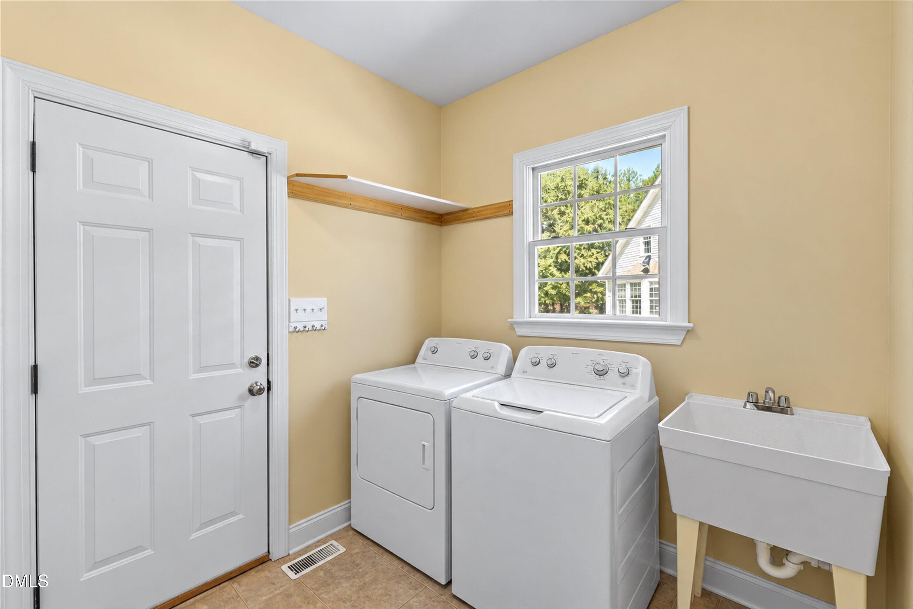 4-5B521462-76EE-454C-A254-1A3D2E697E6C - 179 D'ango Circle, Angier, NC 27501