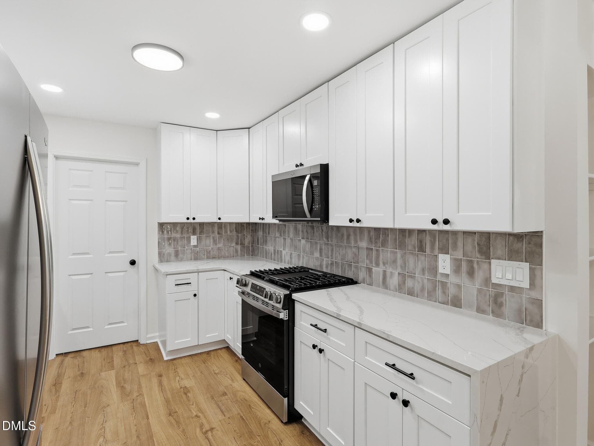 pearce-media-821-grantland-dr-14 - 821 Grantland Drive, Raleigh, NC 27610