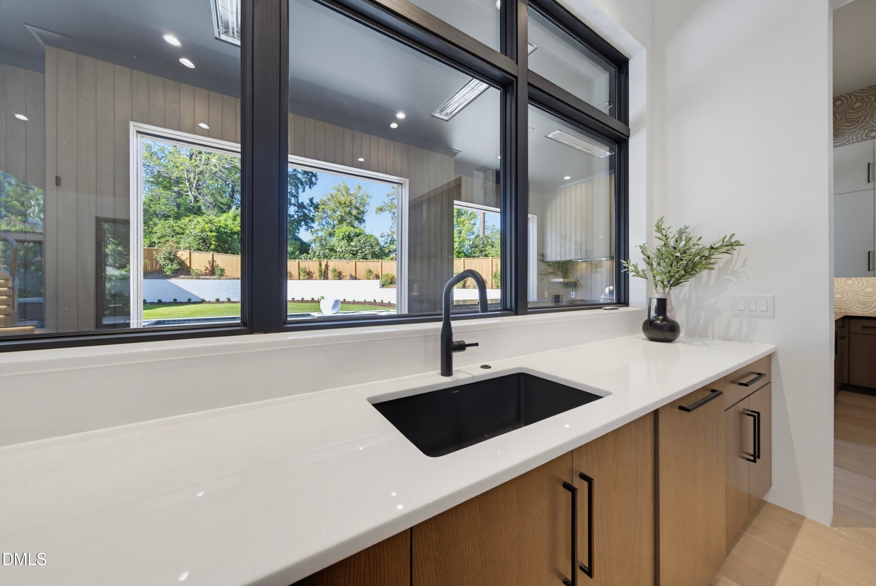 Kitchen - 305 Dartmouth Road, Raleigh, NC 27609