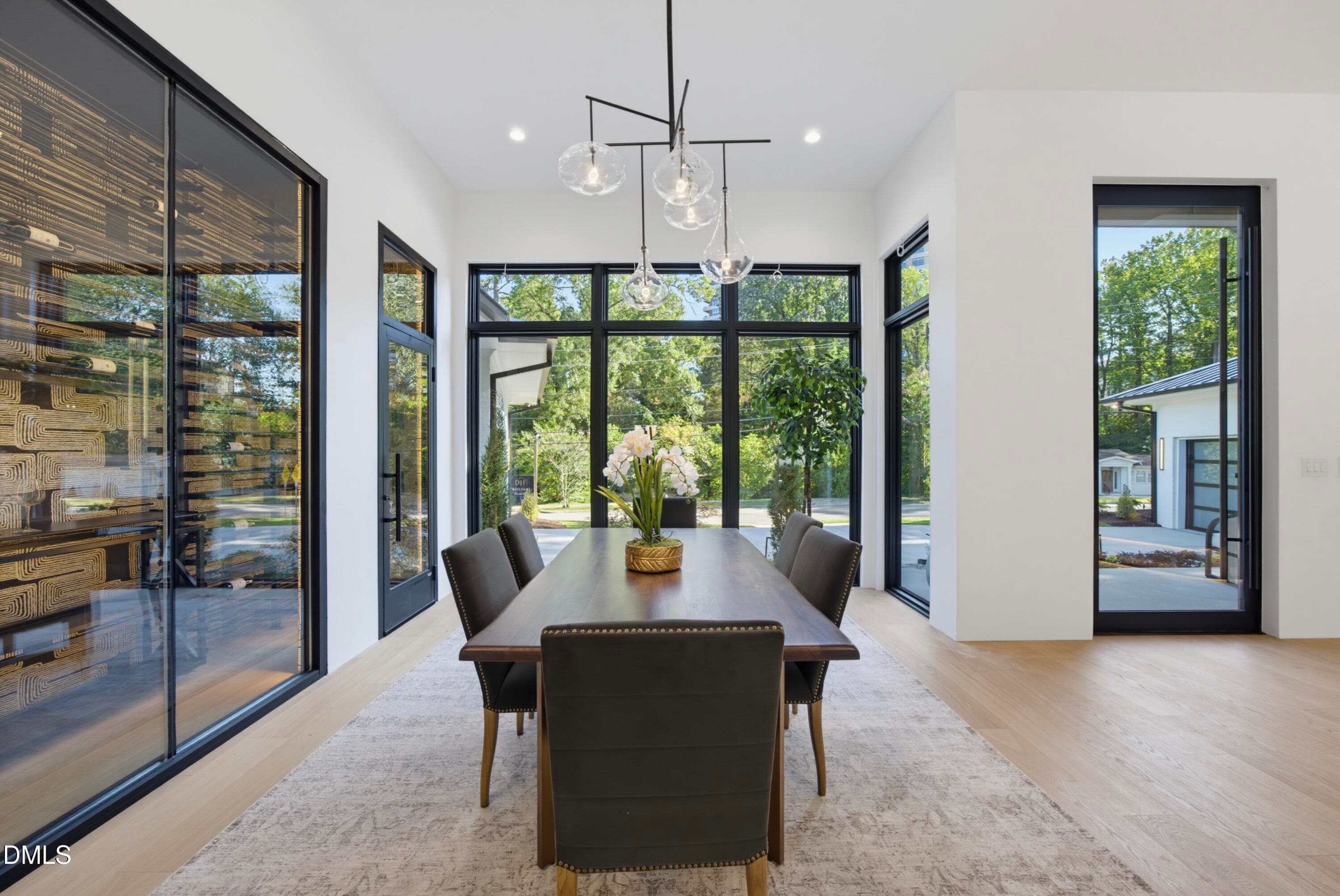 Dining - 305 Dartmouth Road, Raleigh, NC 27609
