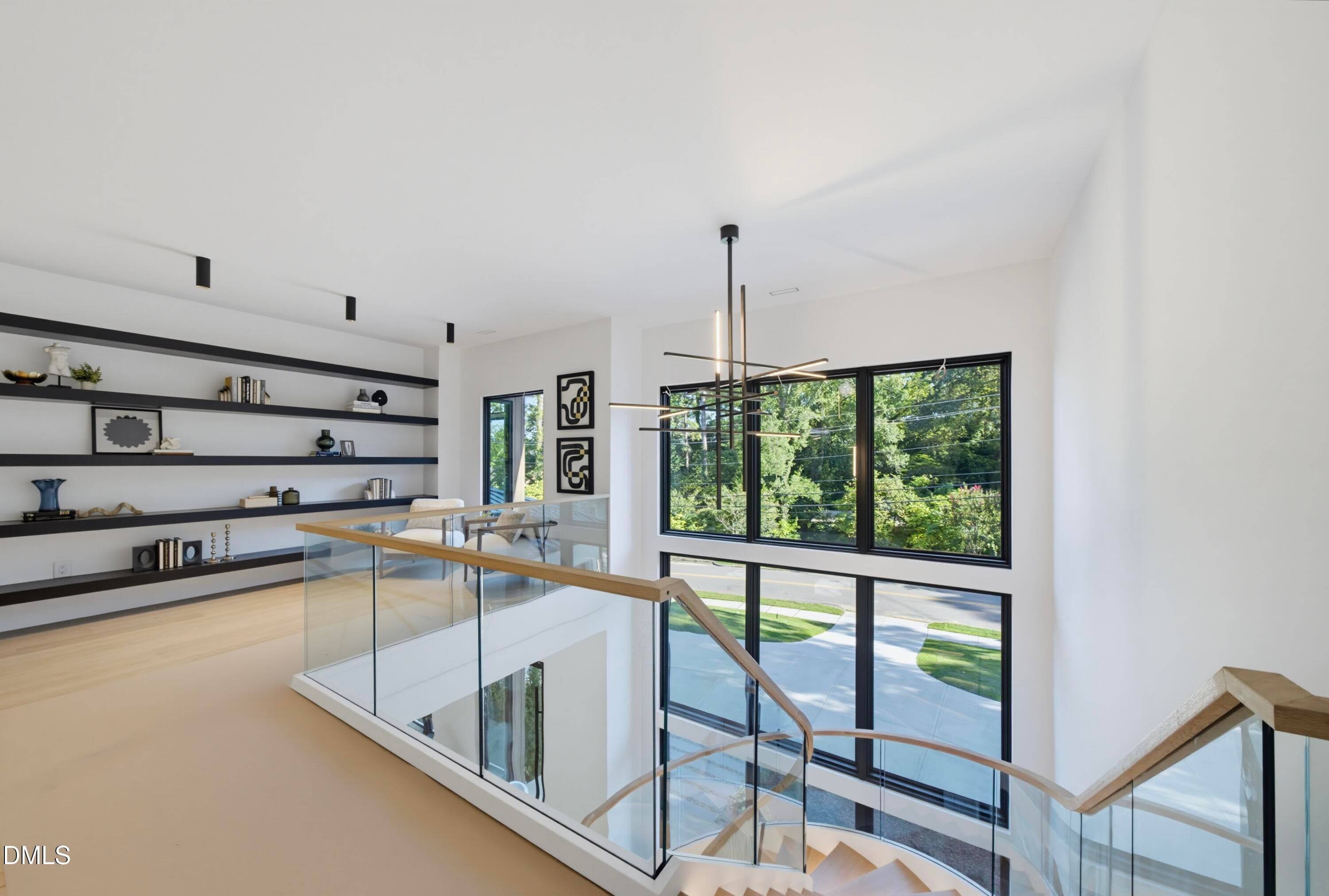 Upper Hall - 305 Dartmouth Road, Raleigh, NC 27609
