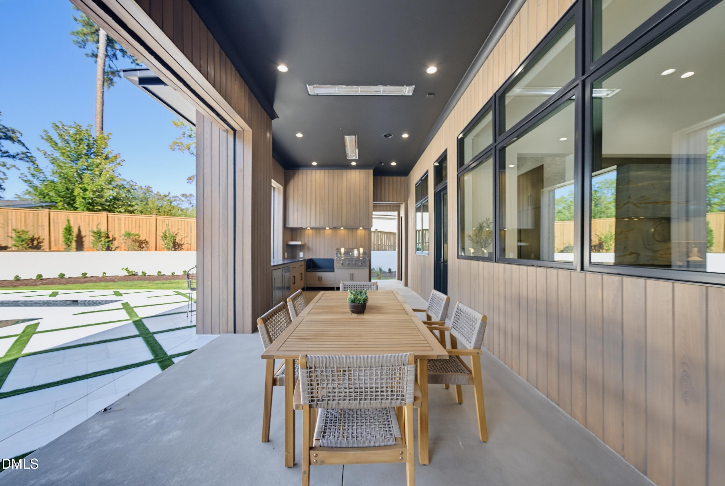Outdoor Dining - 305 Dartmouth Road, Raleigh, NC 27609