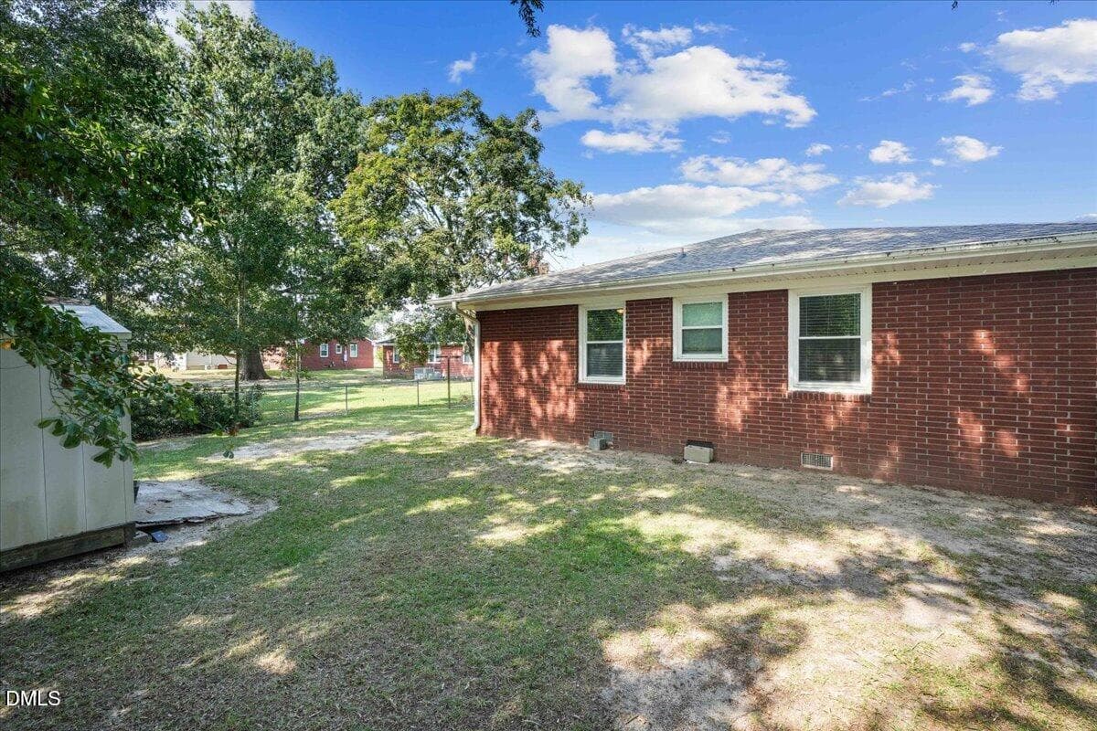 21-1618 US Hwy 70 W-21 - 1618 Us Highway 70 W, Goldsboro, NC 27530
