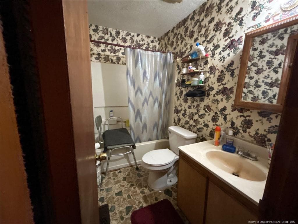 Photo 9 - 178 Sunshine Lane, Clinton, NC 28328